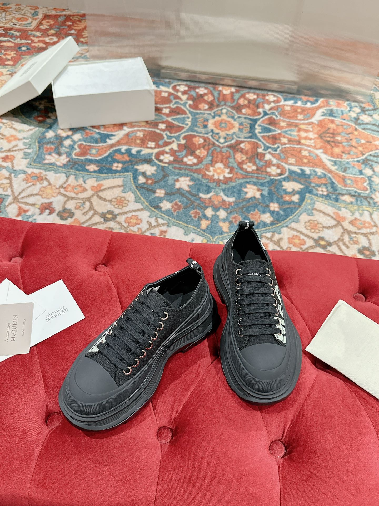 LuxluxHouse Best Quality Shoes Alexander McQueen