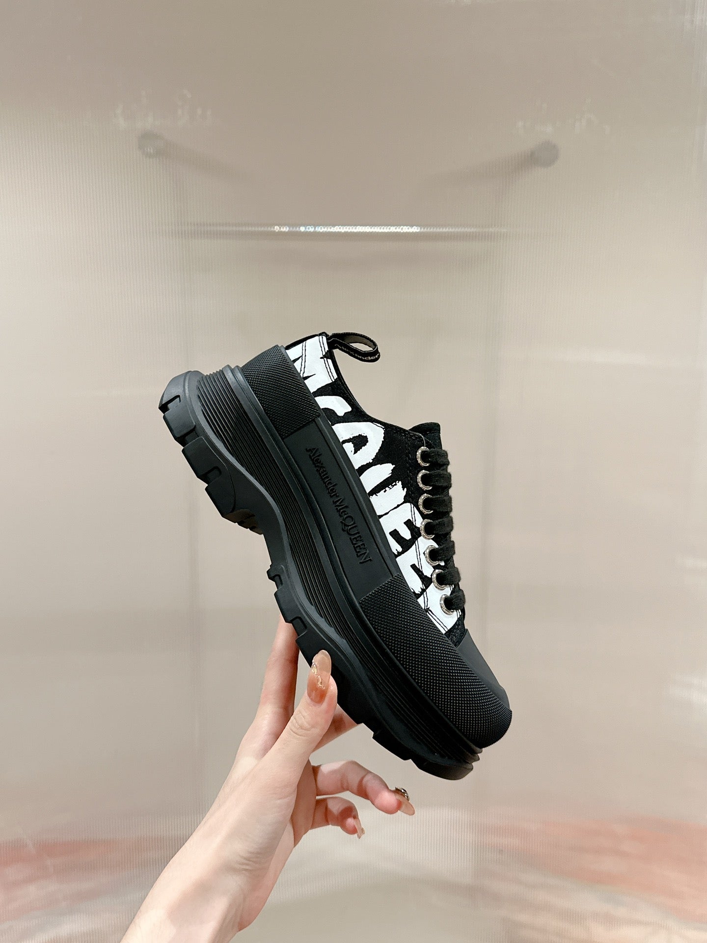 LuxluxHouse Best Quality Shoes Alexander McQueen