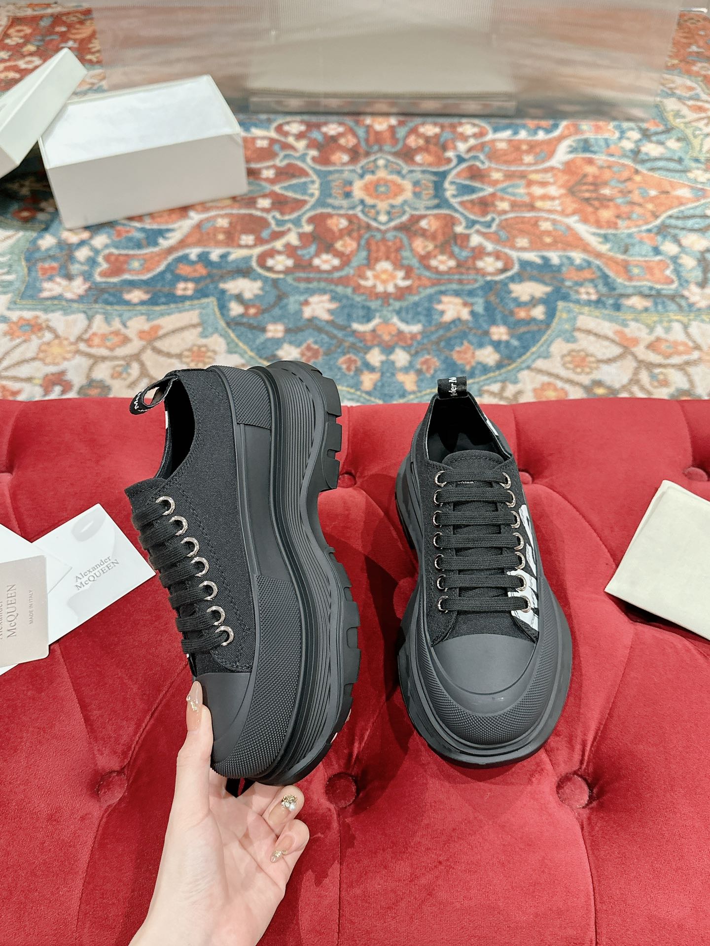 LuxluxHouse Best Quality Shoes Alexander McQueen