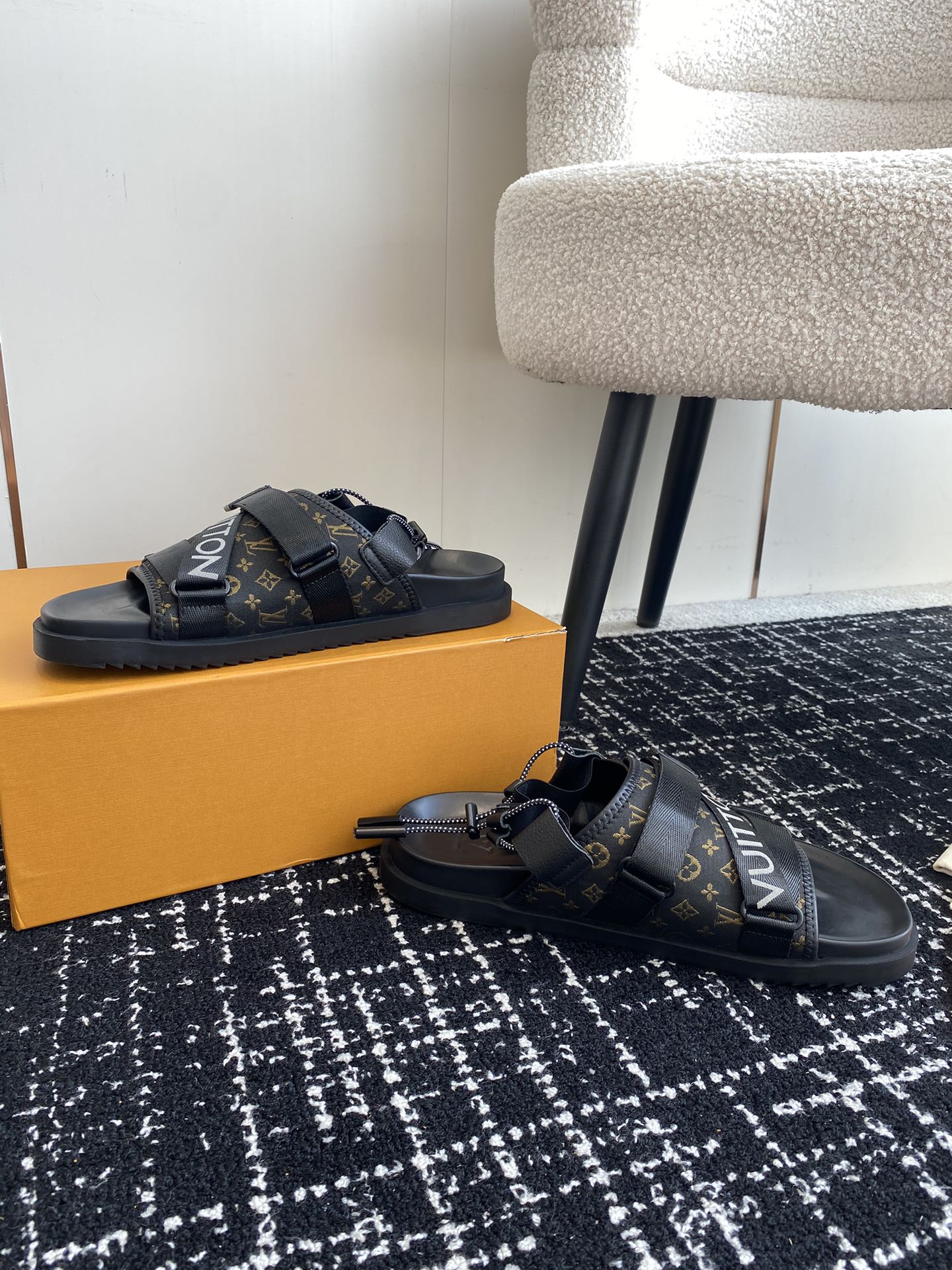 LuxluxHouse Best Quality Sandals Louis Vuitton