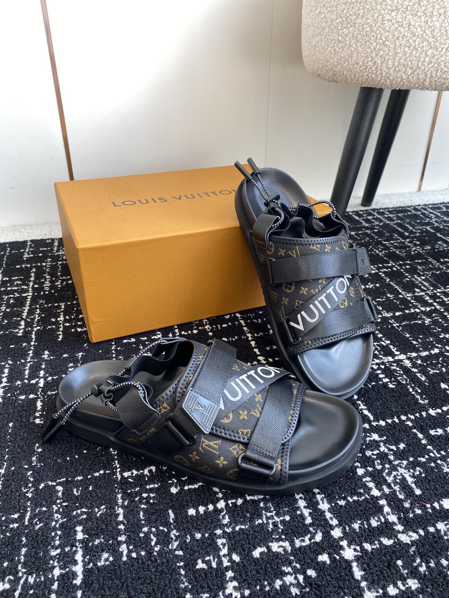 LuxluxHouse Best Quality Sandals Louis Vuitton