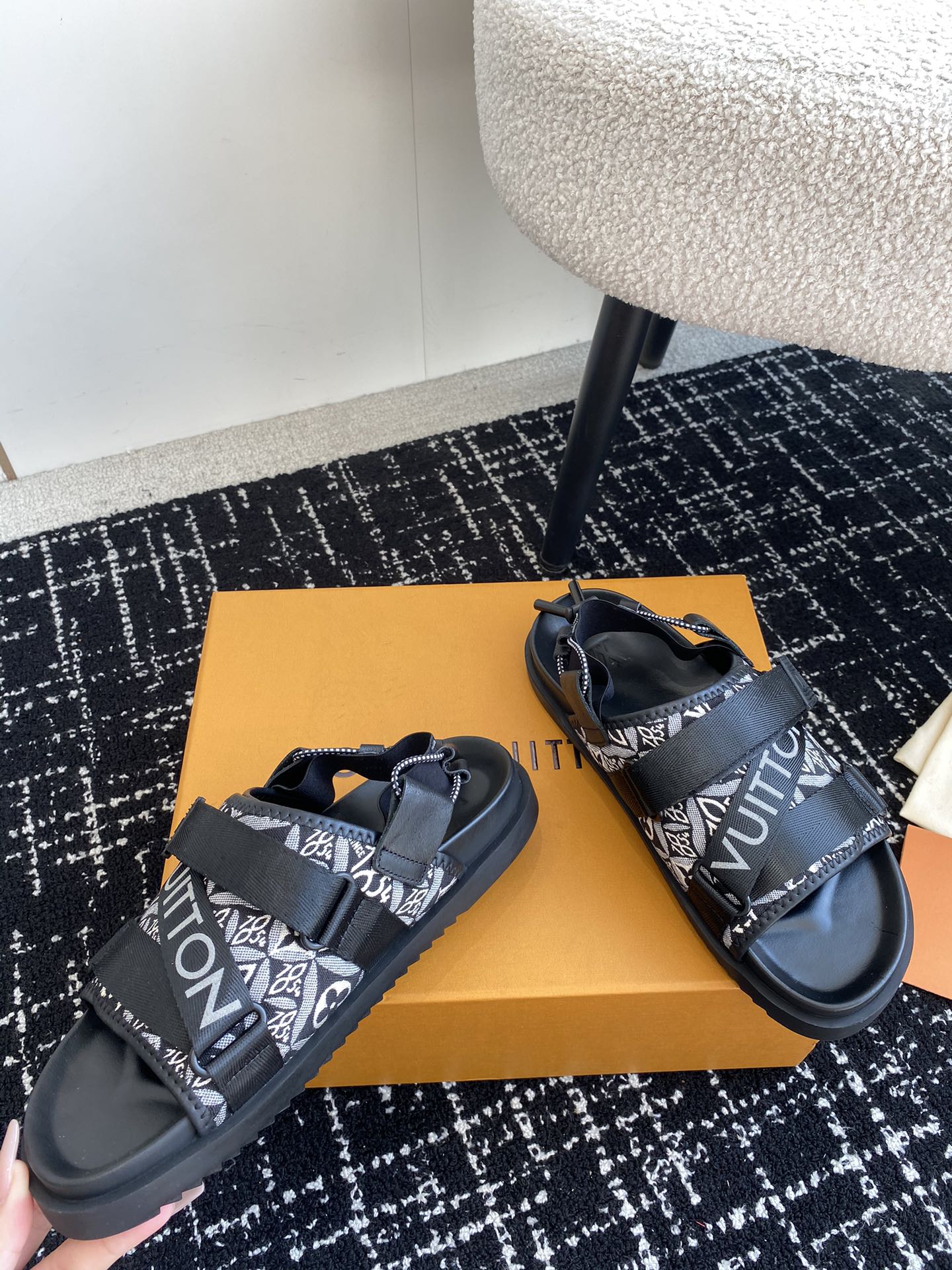 LuxluxHouse Best Quality Sandals Louis Vuitton