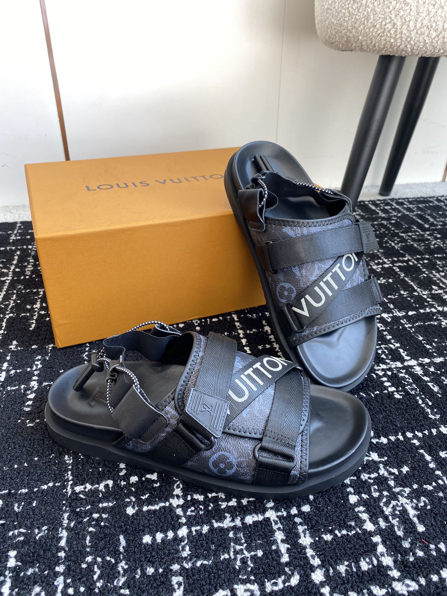 LuxluxHouse Best Quality Sandals Louis Vuitton
