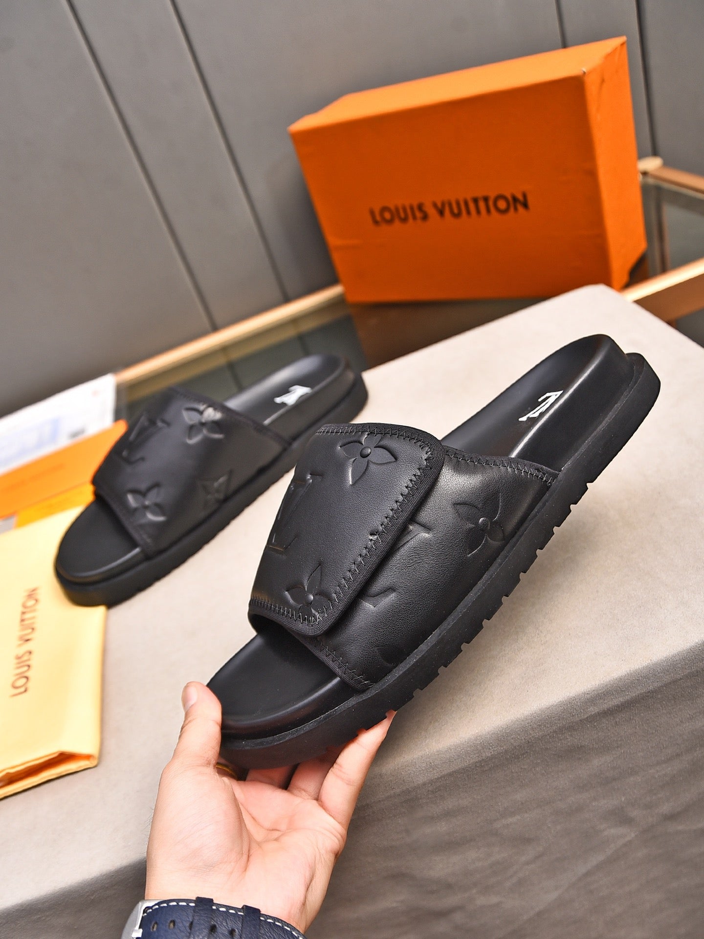 LuxluxHouse Best Quality Sandals Louis Vuitton