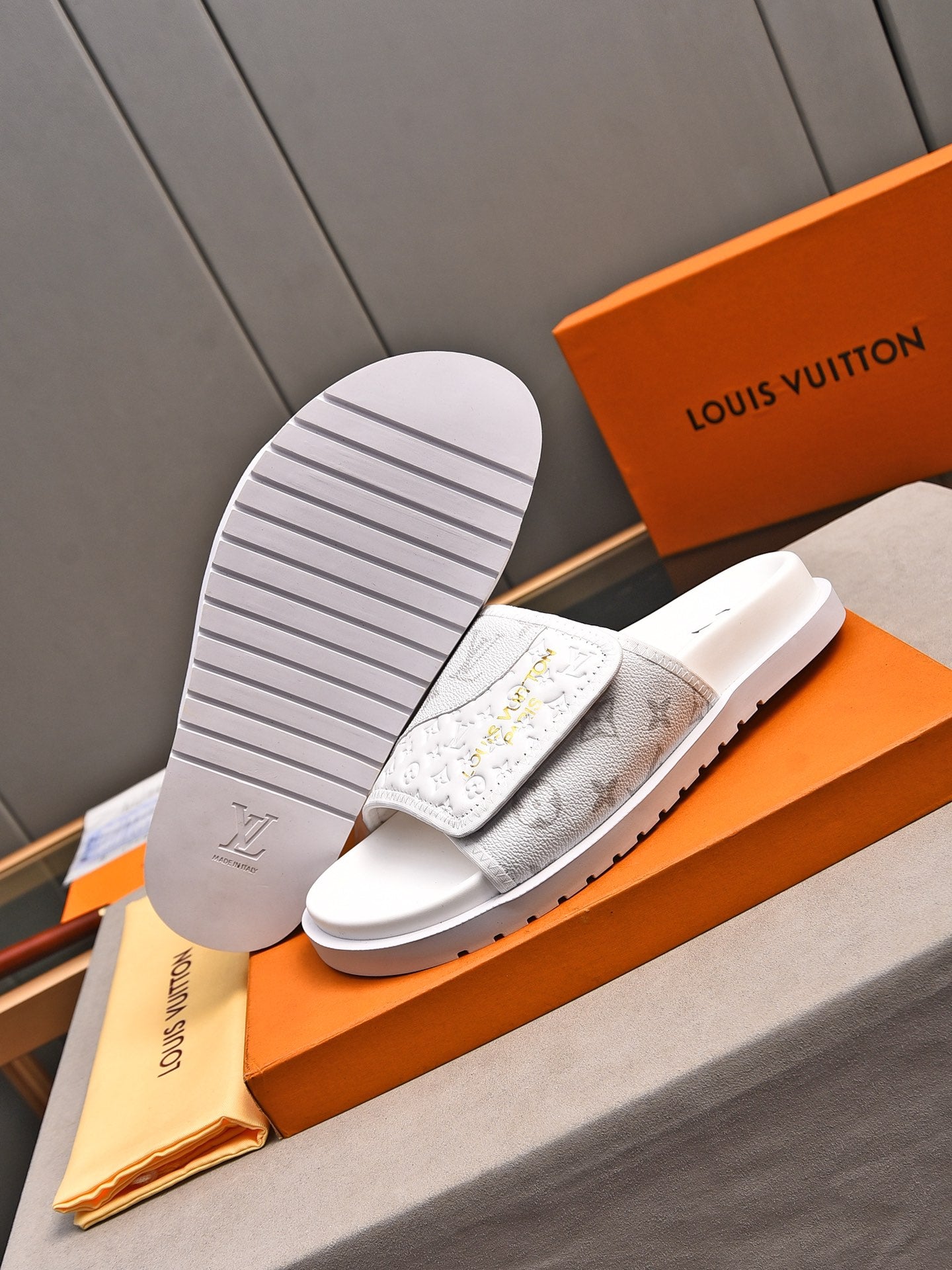 LuxluxHouse Best Quality Sandals Louis Vuitton