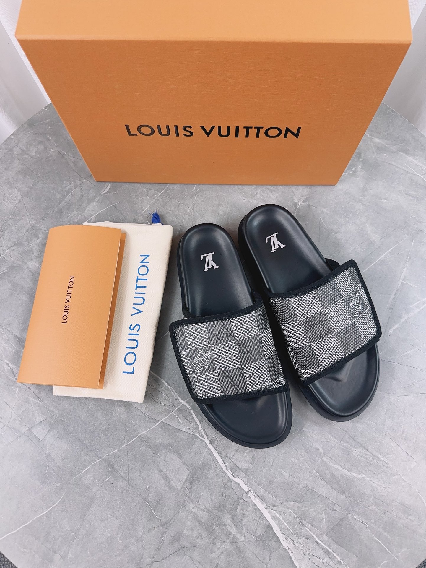 LuxluxHouse Best Quality Sandals Louis Vuitton