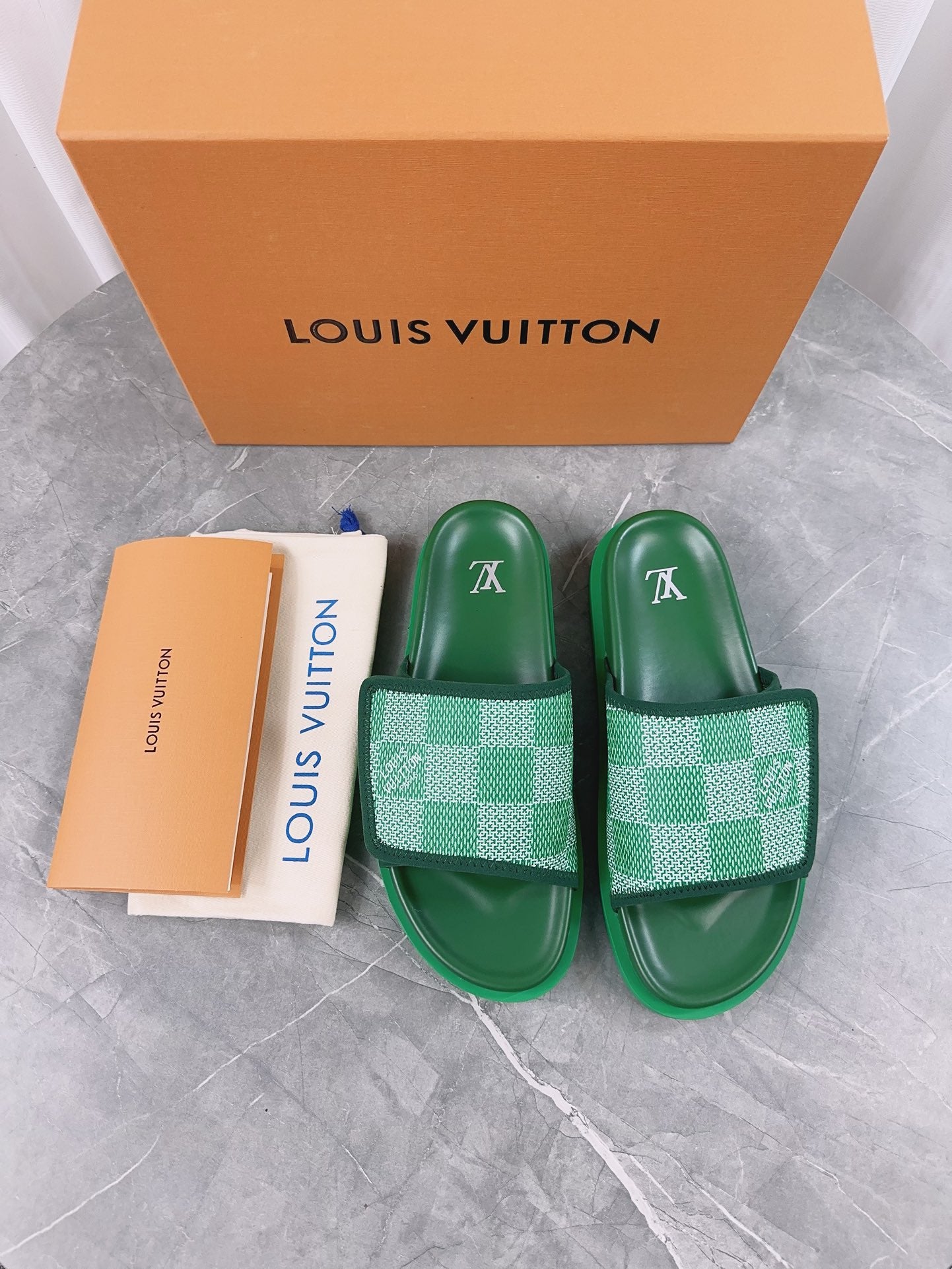 LuxluxHouse Best Quality Sandals Louis Vuitton