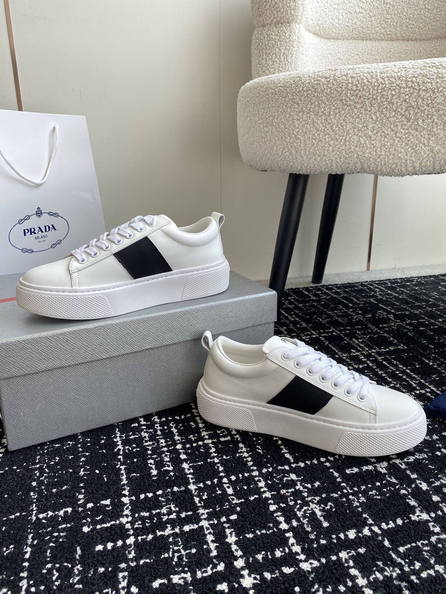 LuxluxHouse Best Quality Shoes Prada