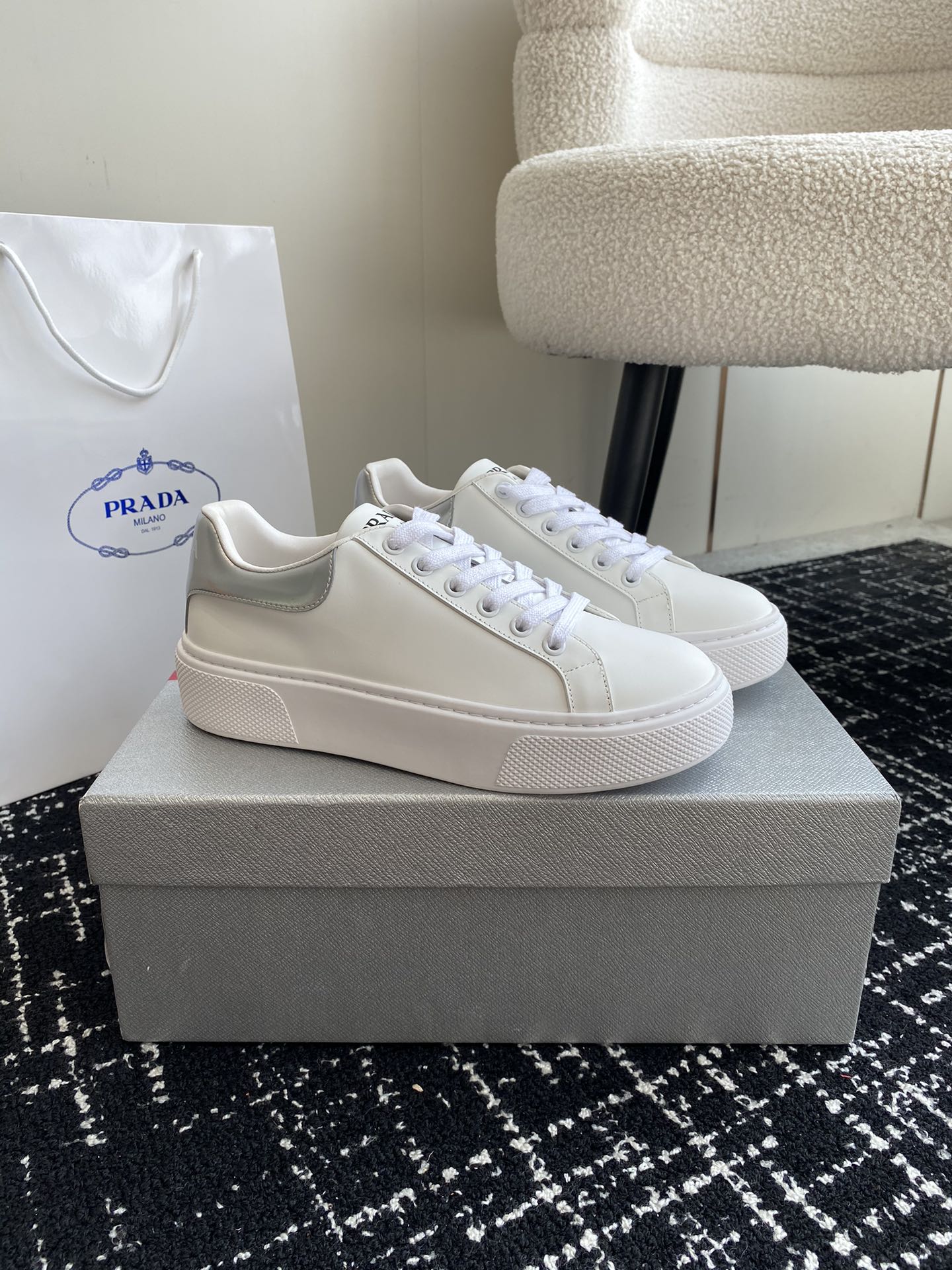 LuxluxHouse Best Quality Shoes Prada