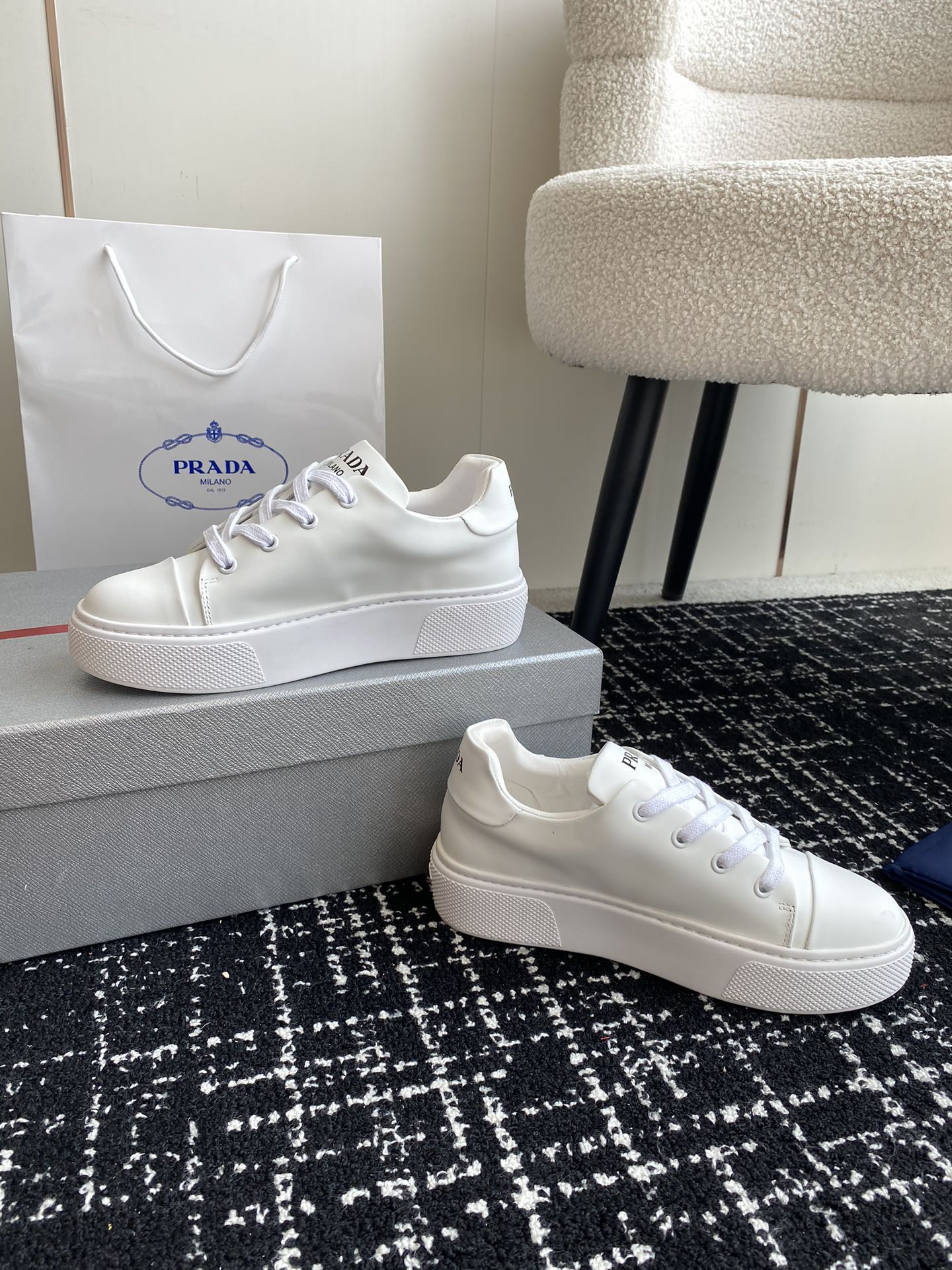 LuxluxHouse Best Quality Shoes Prada