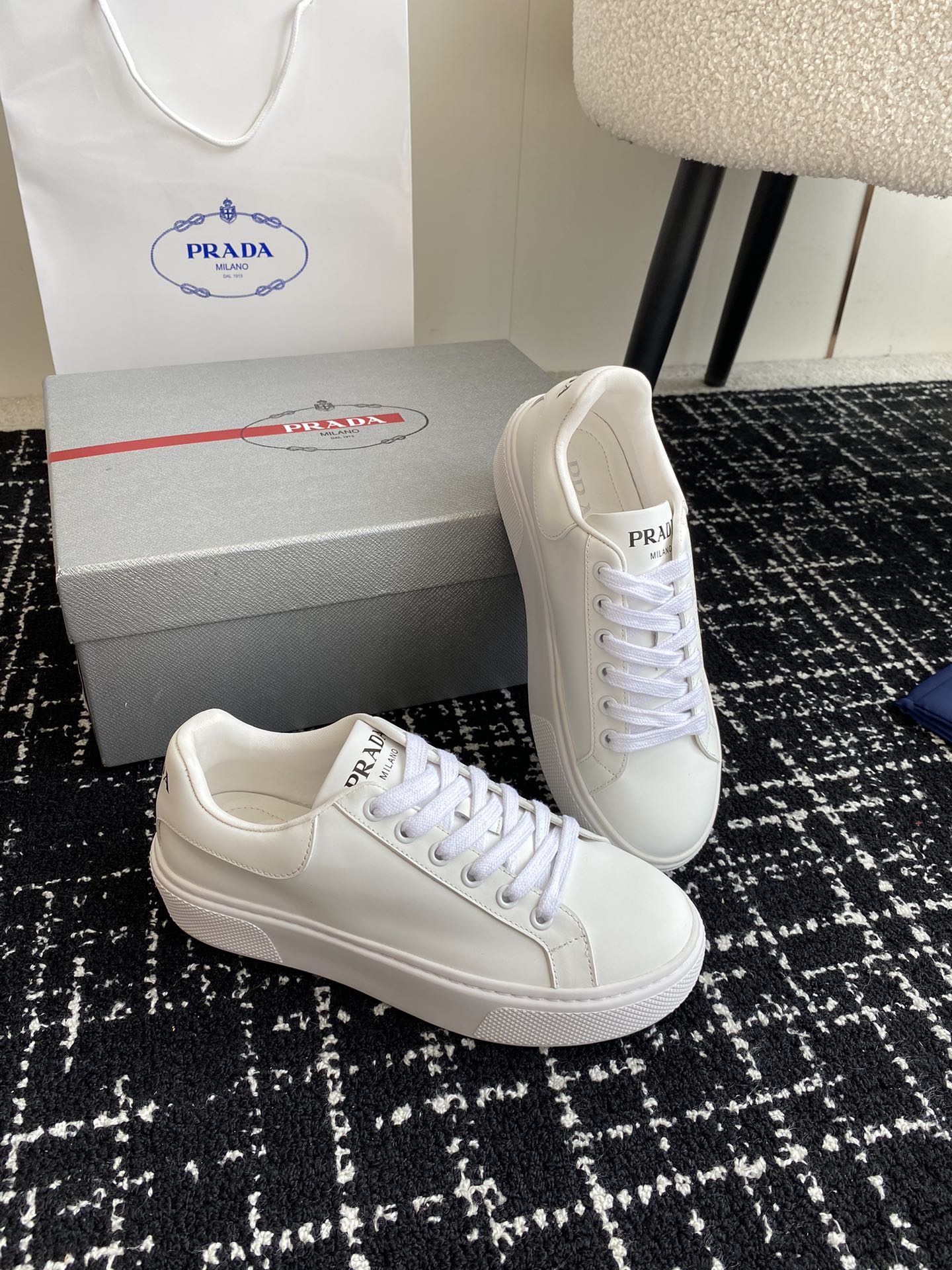 LuxluxHouse Best Quality Shoes Prada