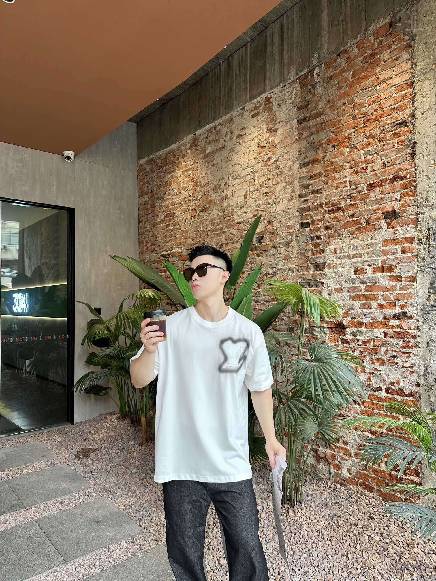 LuxluxHouse Best Quality Clothes T-shirt Louis Vuitton