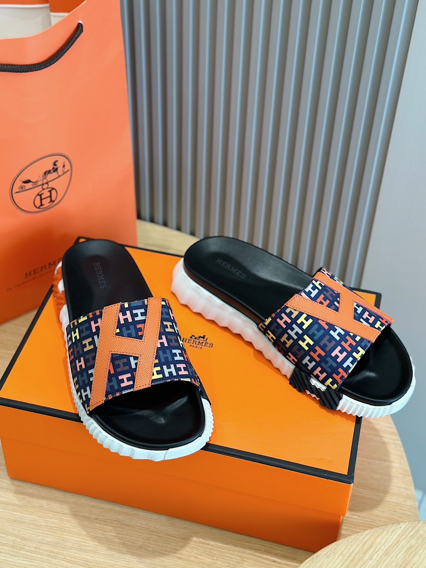 LuxluxHouse Best Quality Sandals Hermes