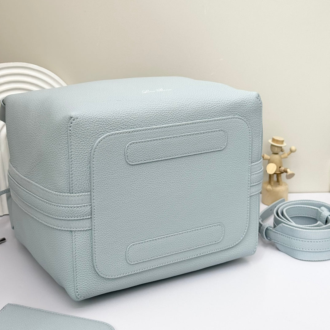 LuxluxHouse Best Quality Bags Loro Piana Women