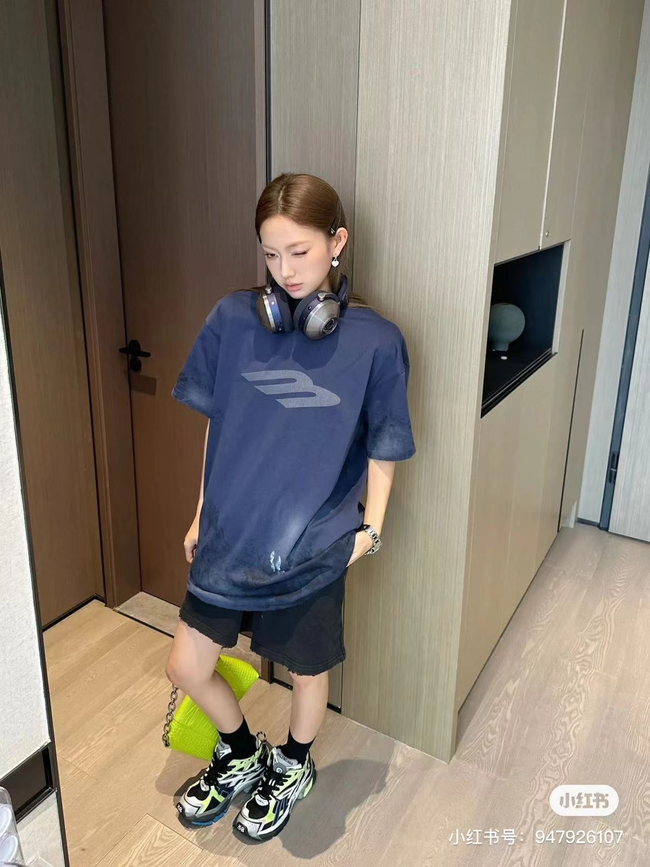 LuxluxHouse Best Quality Clothes Balenciaga T-shirt