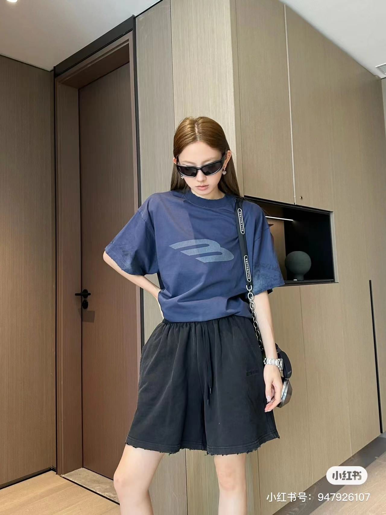 LuxluxHouse Best Quality Clothes Balenciaga T-shirt