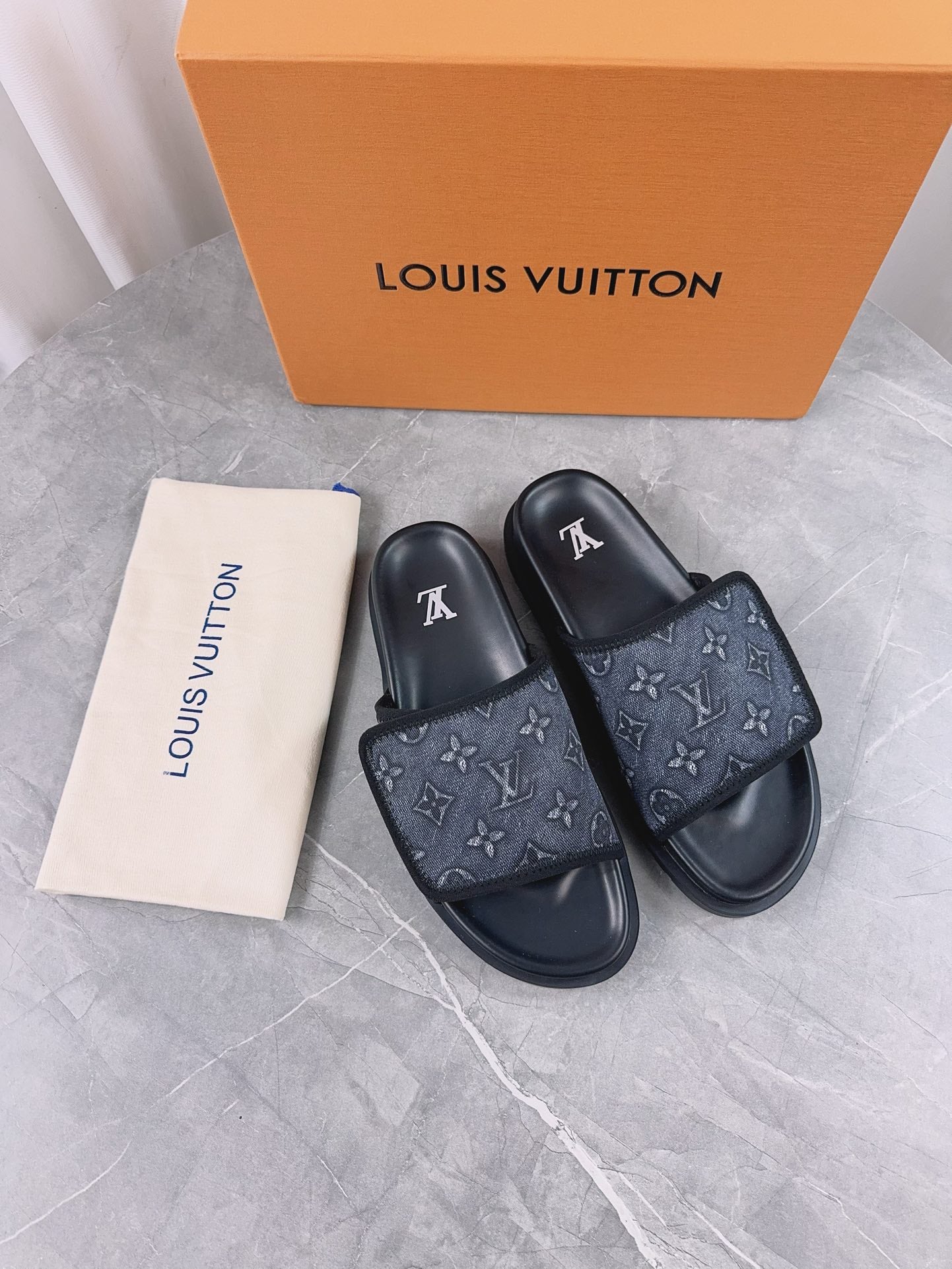 LuxluxHouse Best Quality Sandals Louis Vuitton