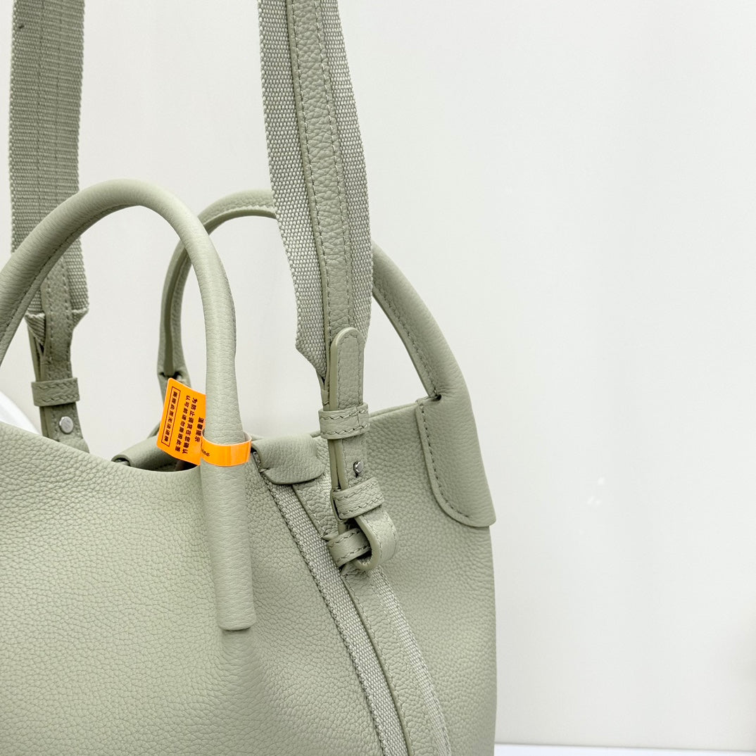 LuxluxHouse Best Quality Bags Loro Piana Women