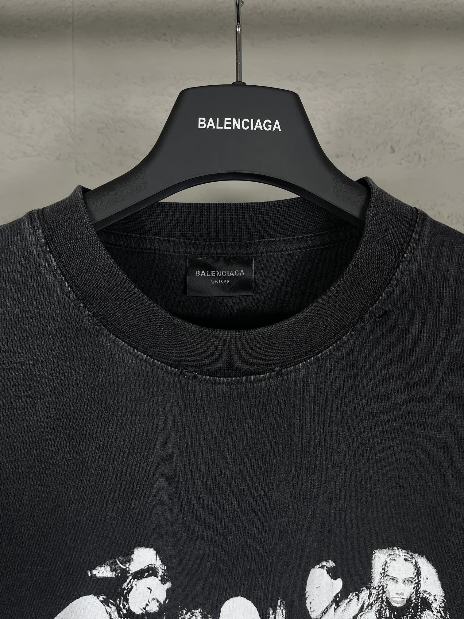 LuxluxHouse Best Quality Clothes Balenciaga T-shirt