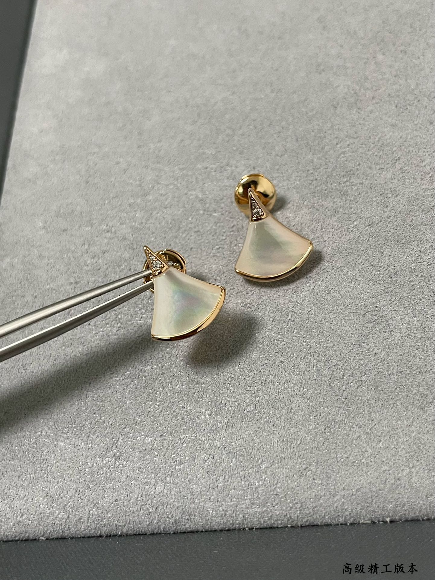 LuxluxHouse Best Quality Accessories Earrings Earrings Bvlgari