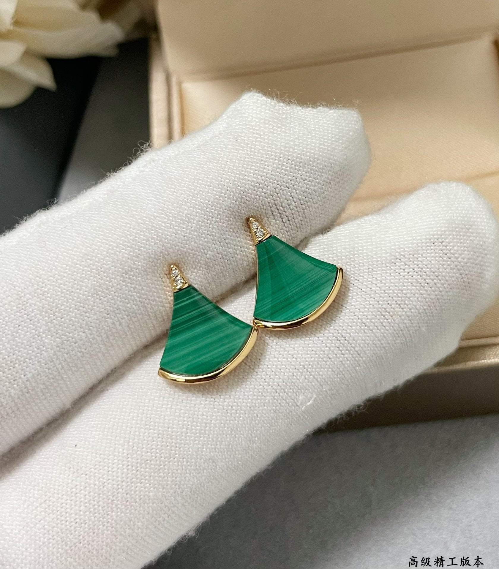 LuxluxHouse Best Quality Accessories Earrings Bvlgari