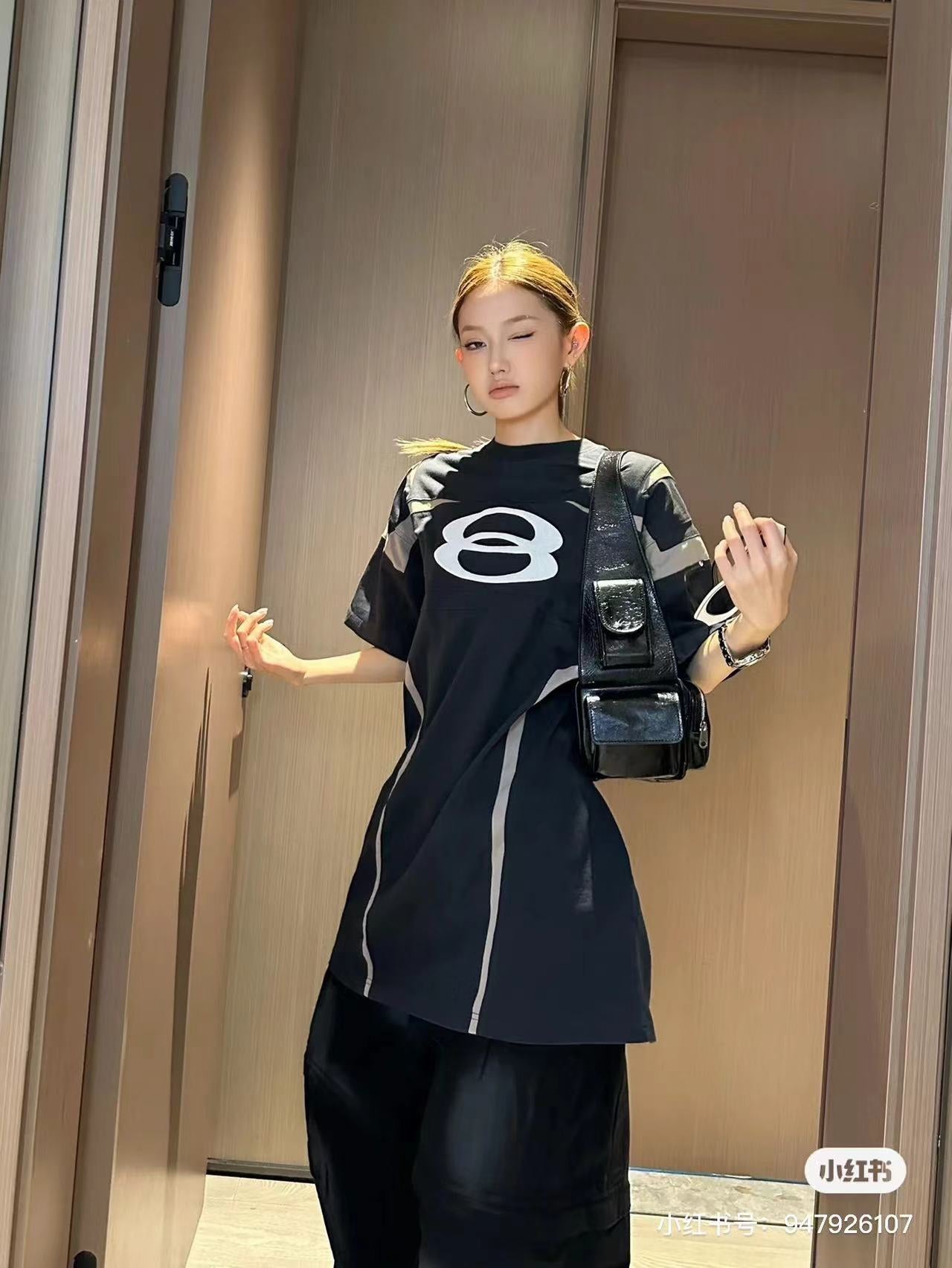LuxluxHouse Best Quality Clothes Balenciaga T-shirt