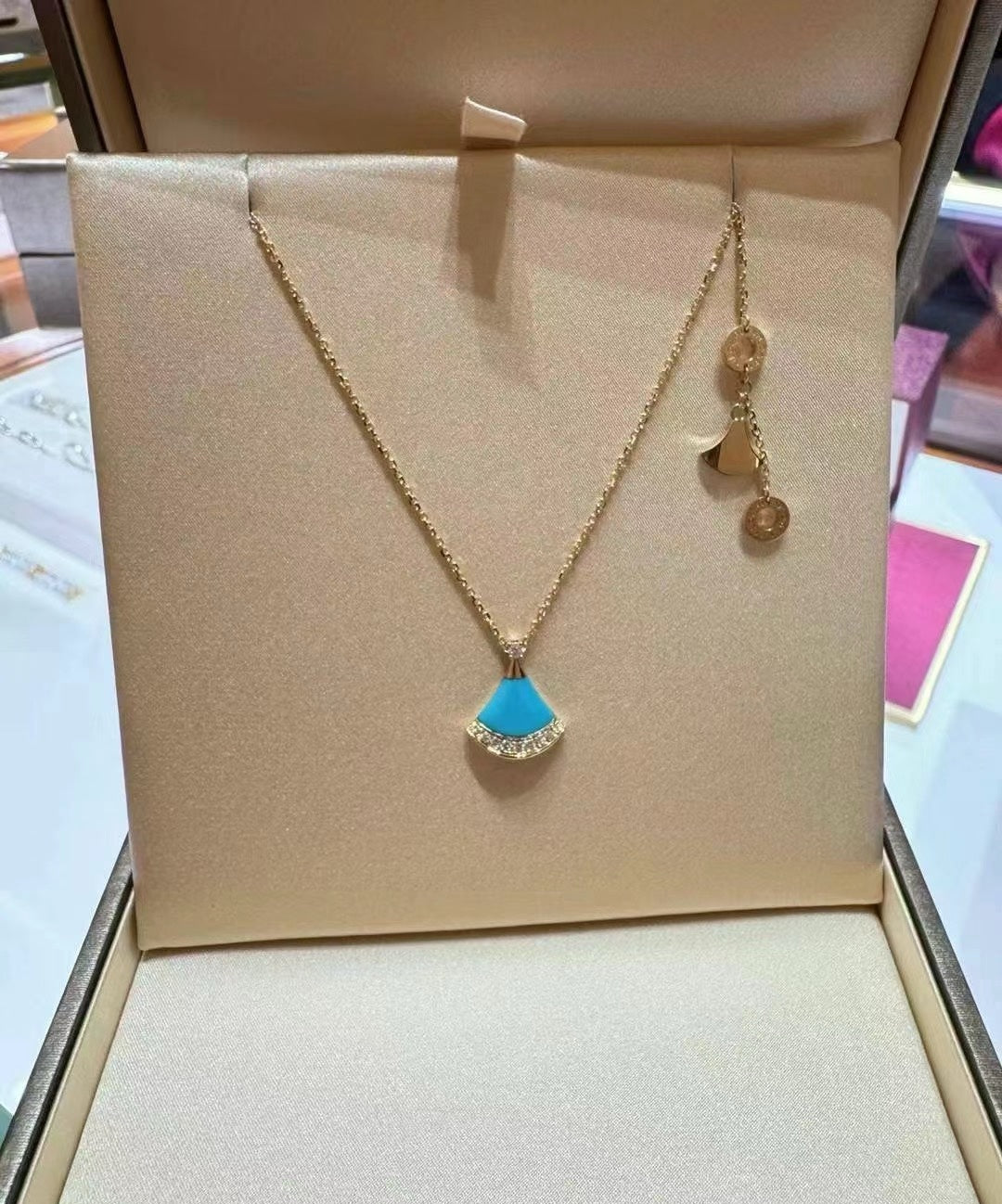LuxluxHouse Best Quality Accessories Necklace Bvlgari
