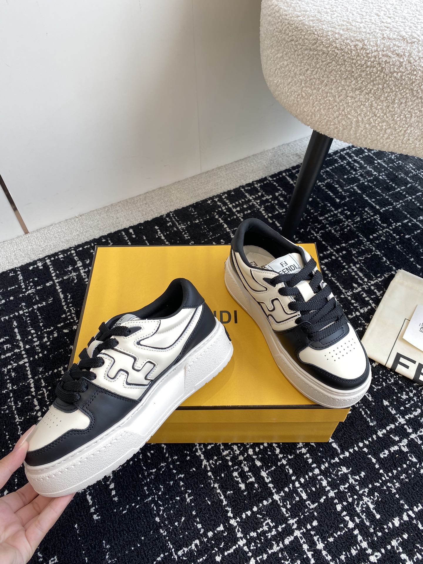 LuxluxHouse Best Quality Shoes Fendi
