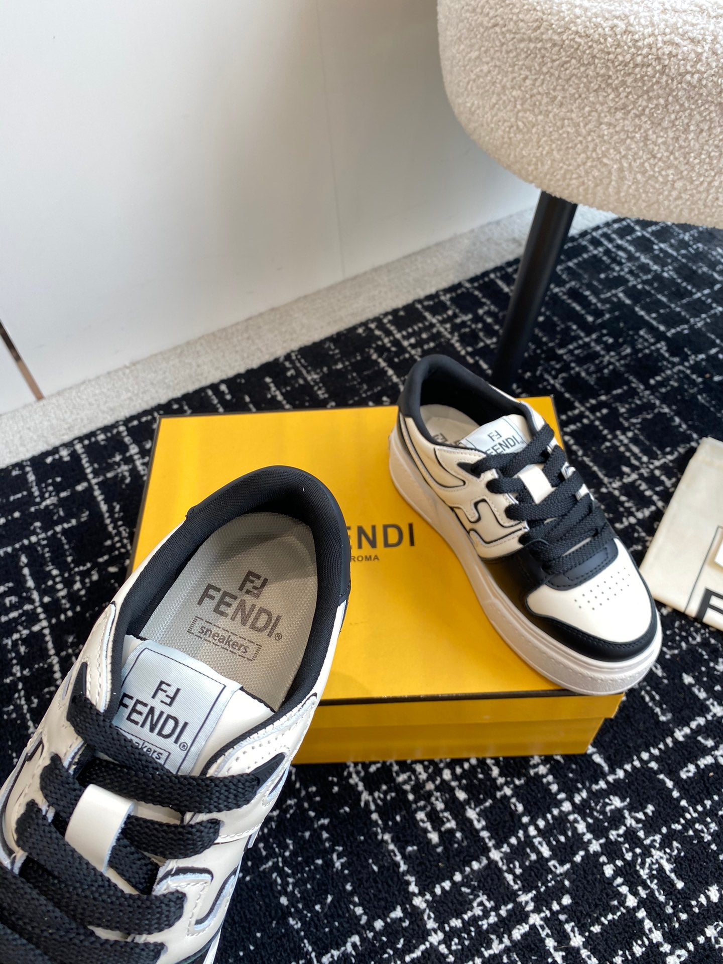 LuxluxHouse Best Quality Shoes Fendi