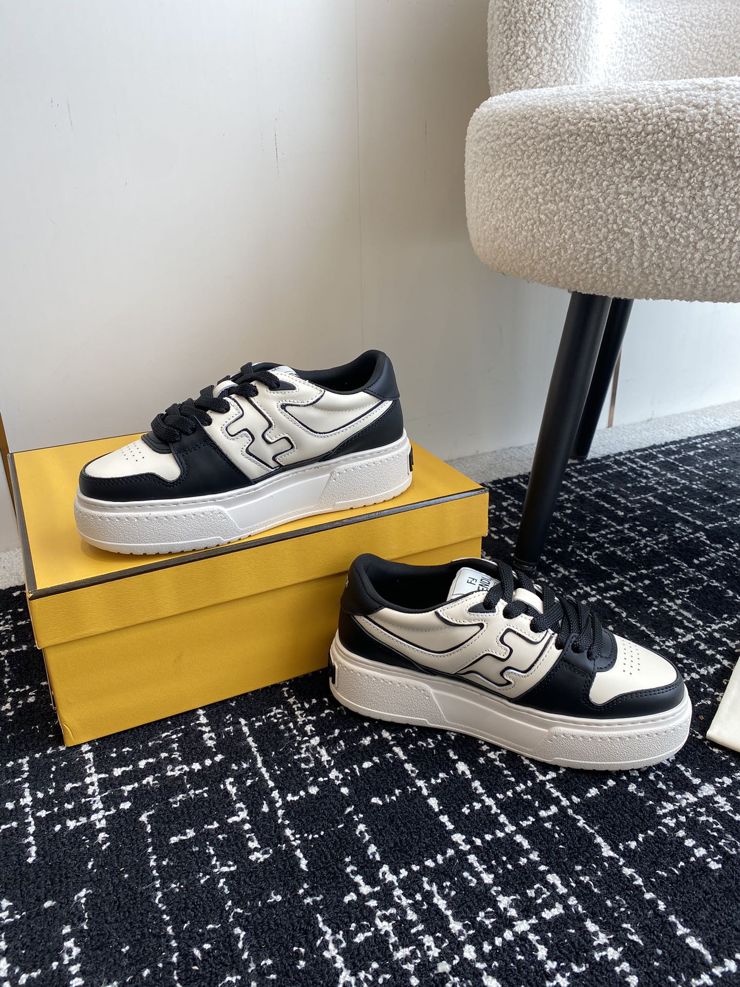 LuxluxHouse Best Quality Shoes Fendi