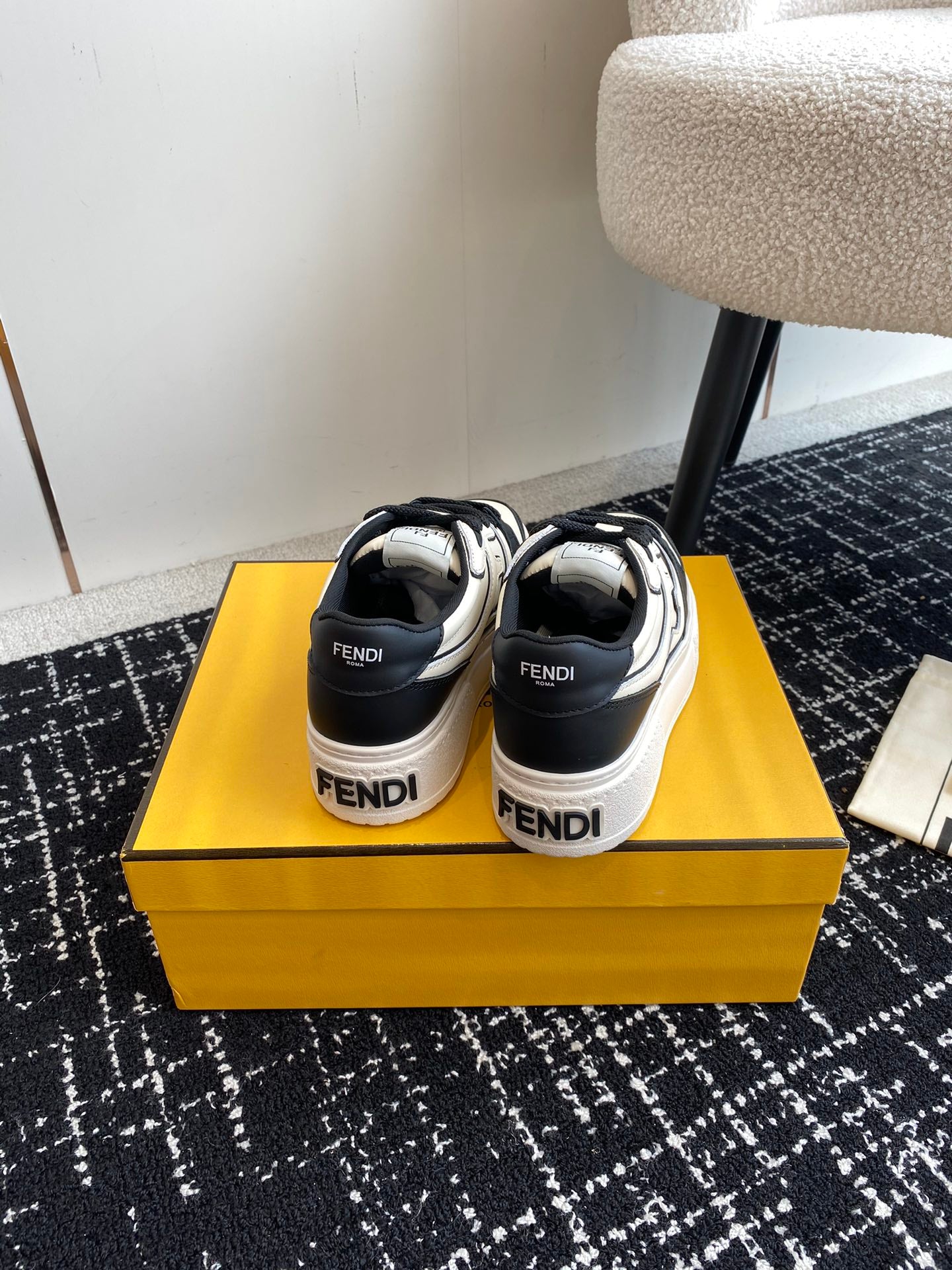 LuxluxHouse Best Quality Shoes Fendi