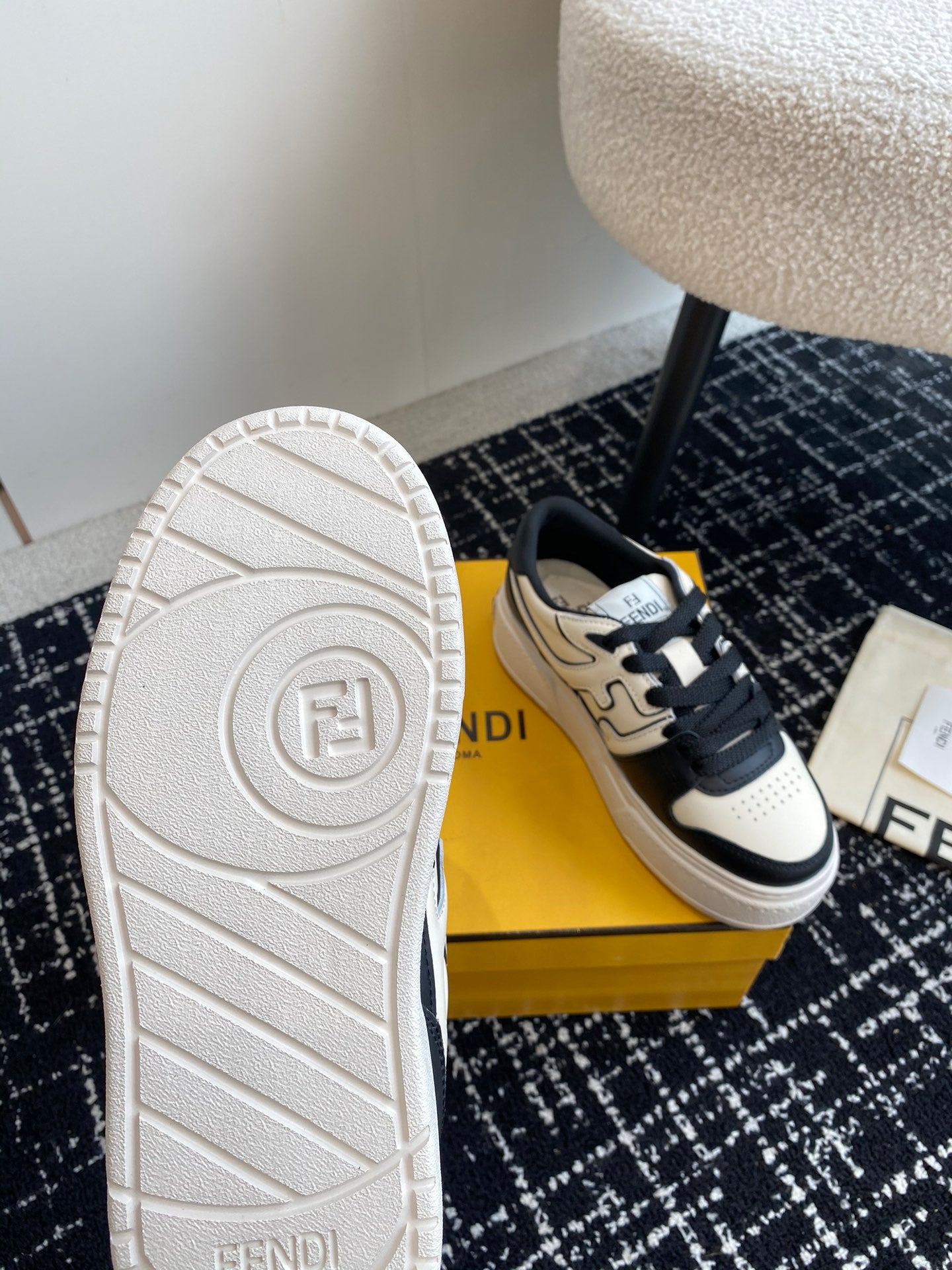 LuxluxHouse Best Quality Shoes Fendi