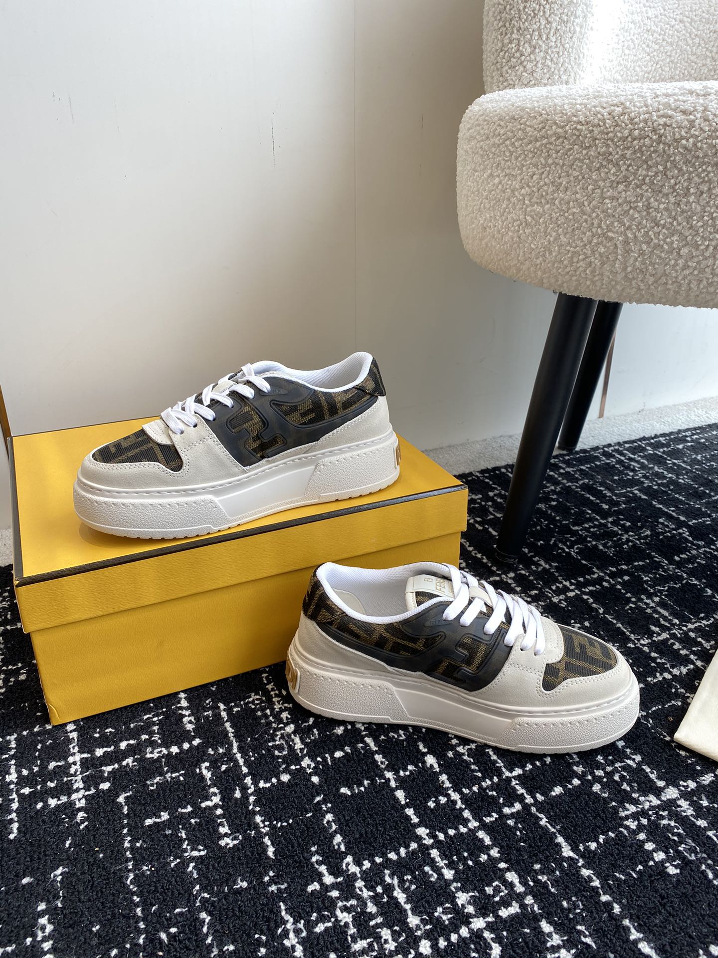 LuxluxHouse Best Quality Shoes Fendi