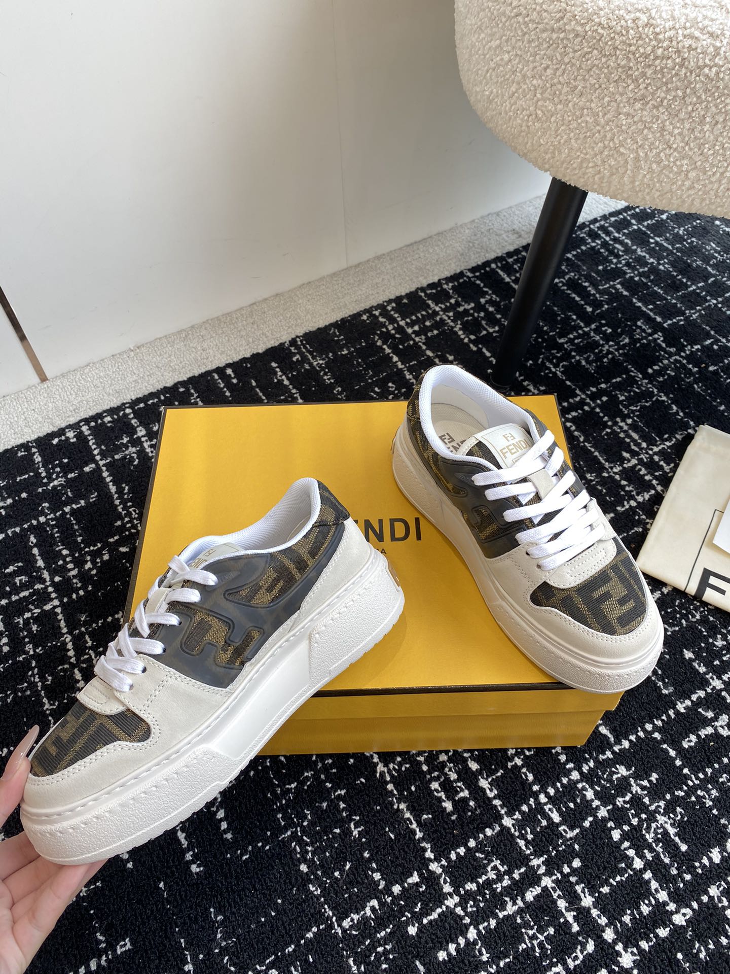 LuxluxHouse Best Quality Shoes Fendi