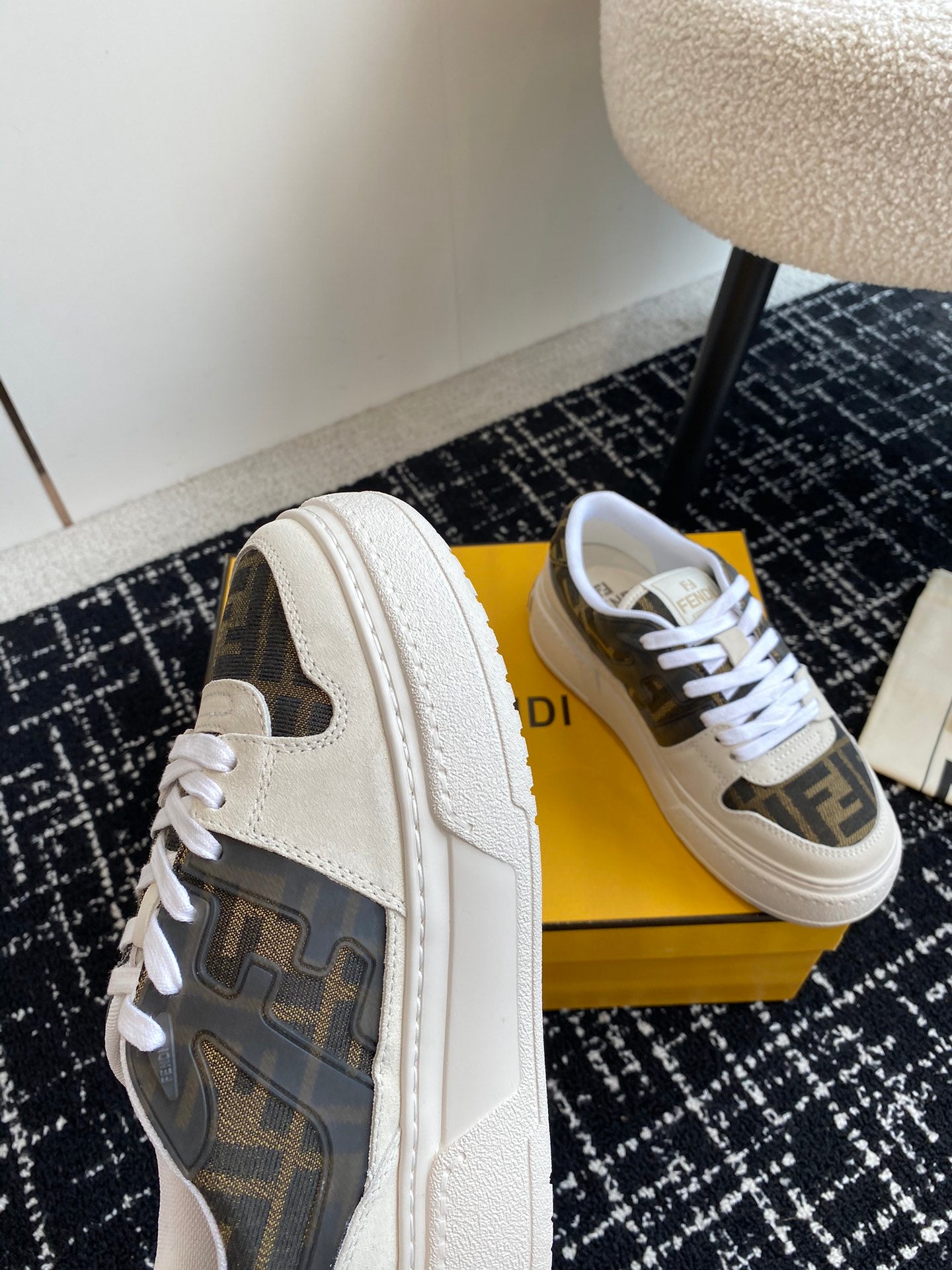LuxluxHouse Best Quality Shoes Fendi