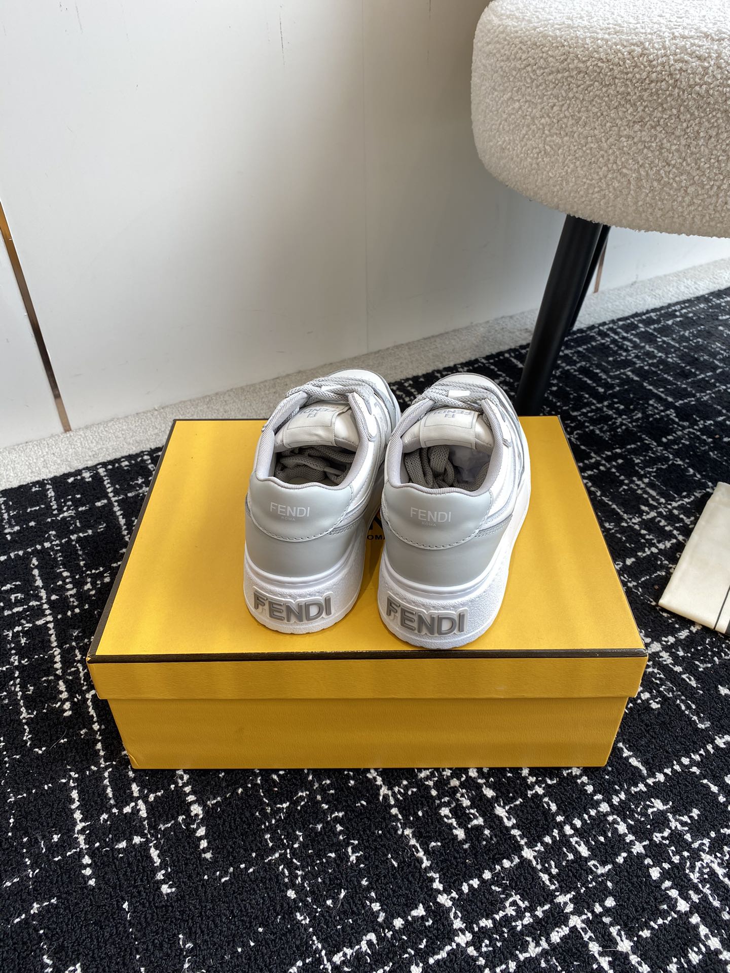 LuxluxHouse Best Quality Shoes Fendi