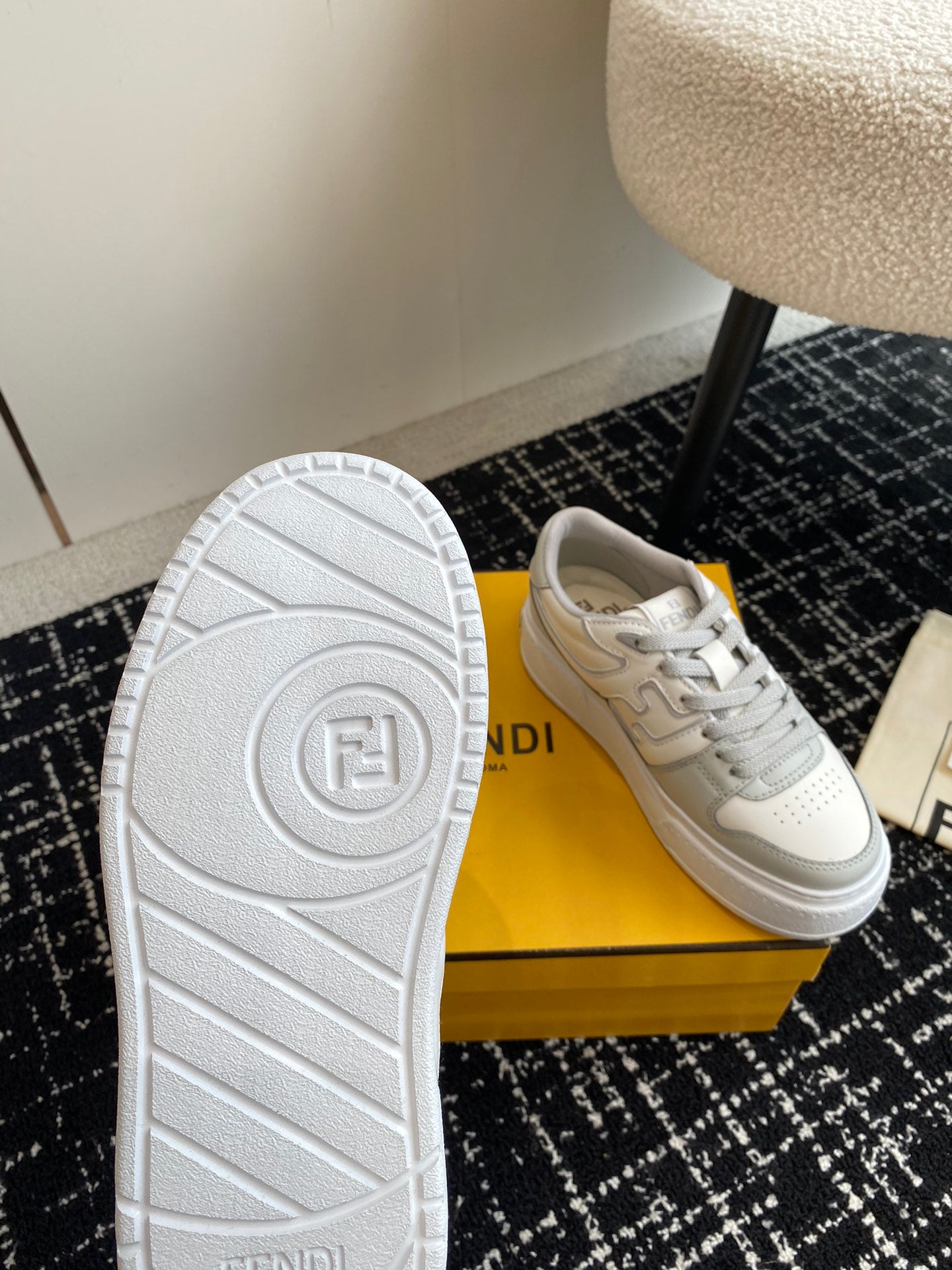 LuxluxHouse Best Quality Shoes Fendi