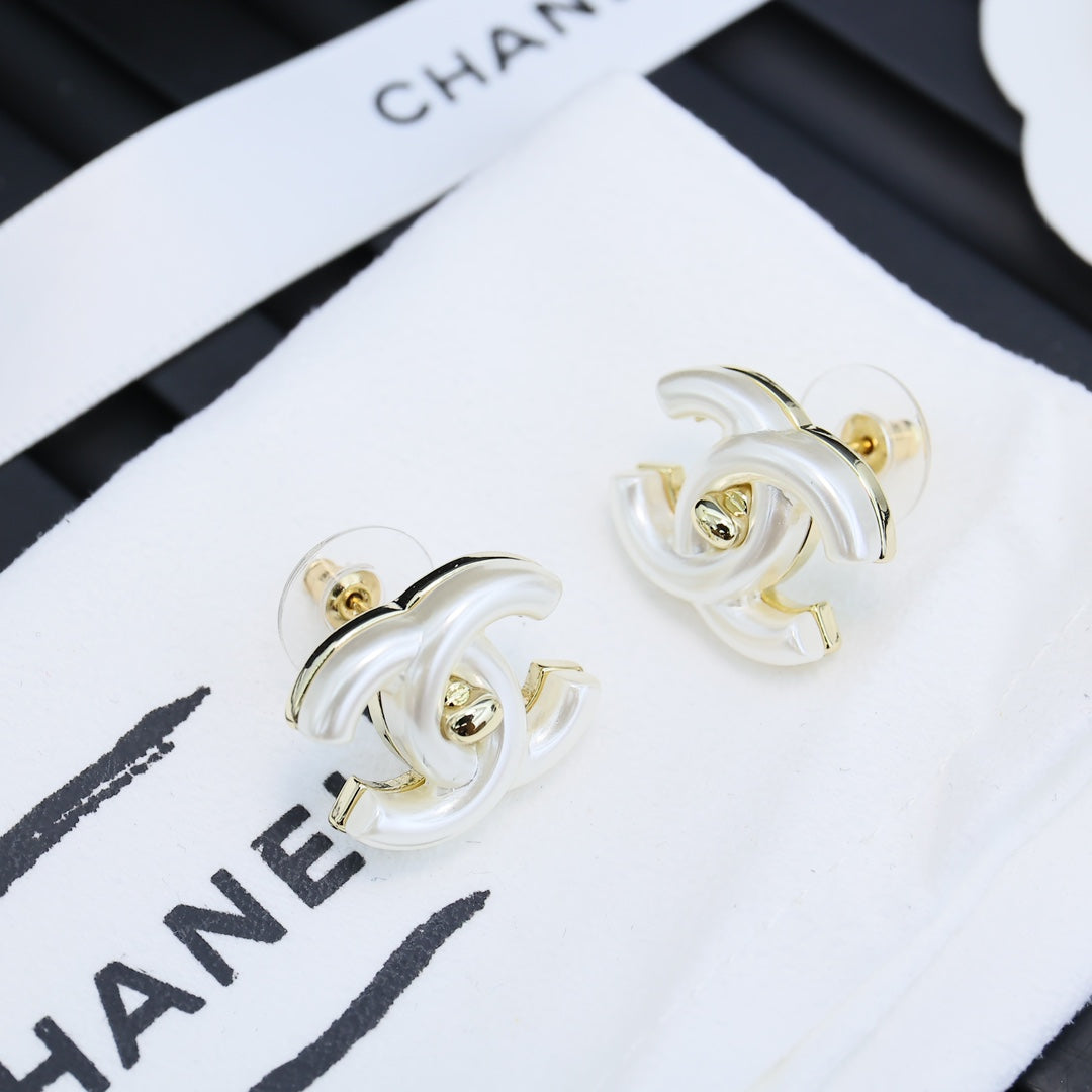 LuxluxHouse Best Quality Accessories Chanel Earrings
