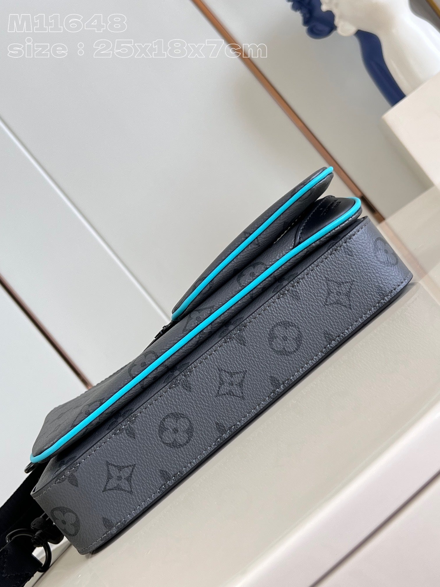 LuxluxHouse Best Quality Bags Louis Vuitton Men