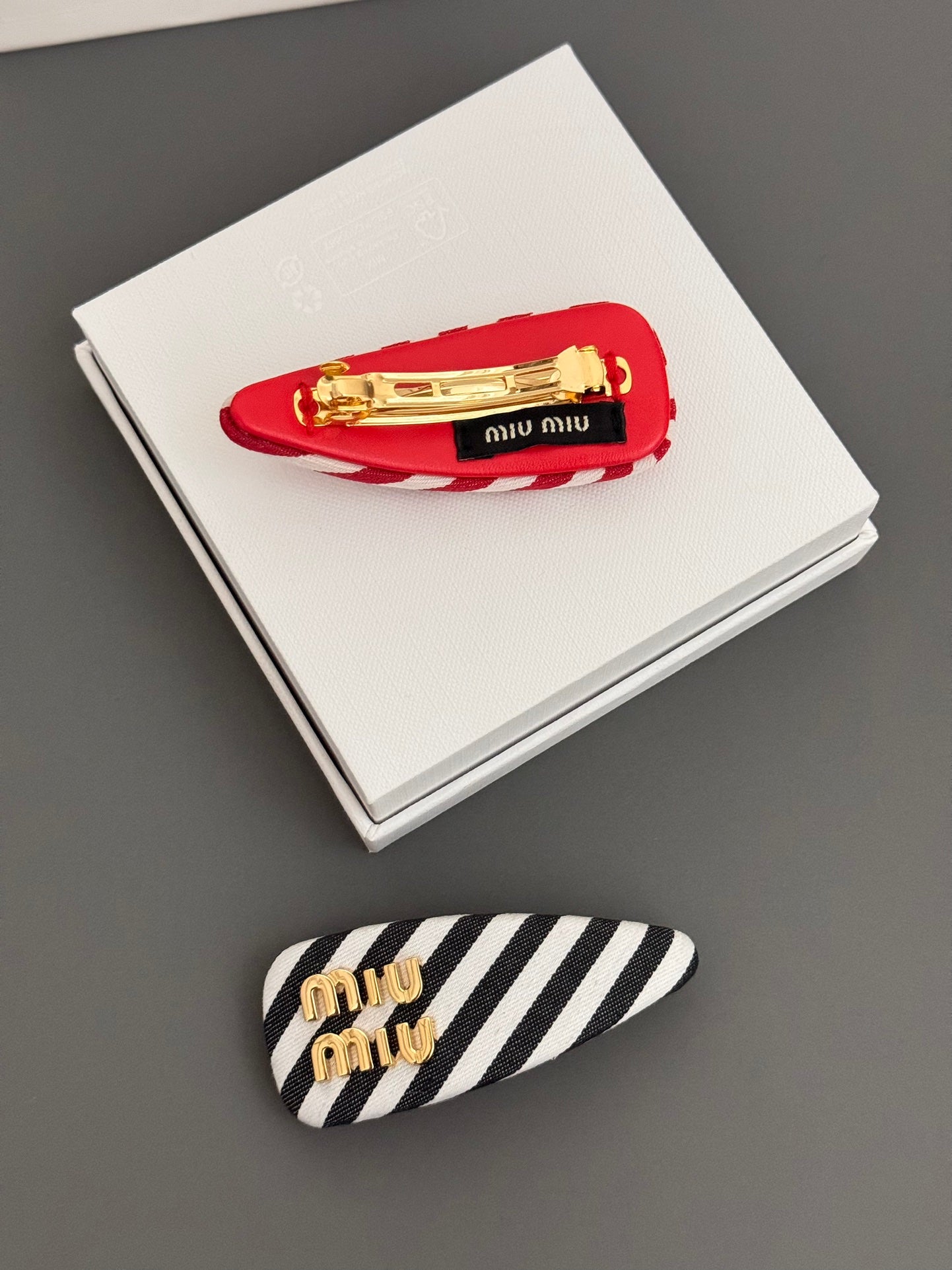 LuxluxHouse Best Quality Accessories Miu Miu