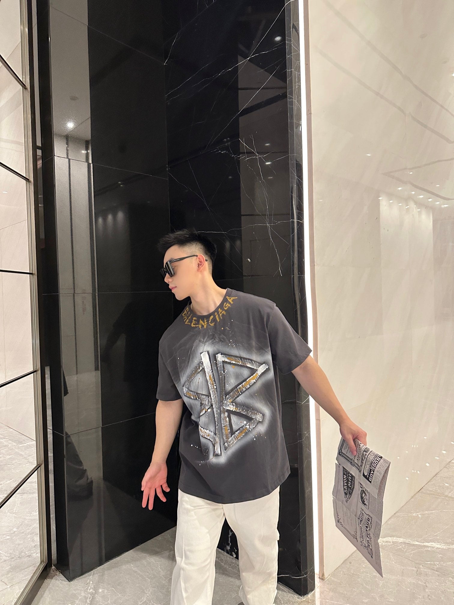 LuxluxHouse Best Quality Clothes Balenciaga T-shirt