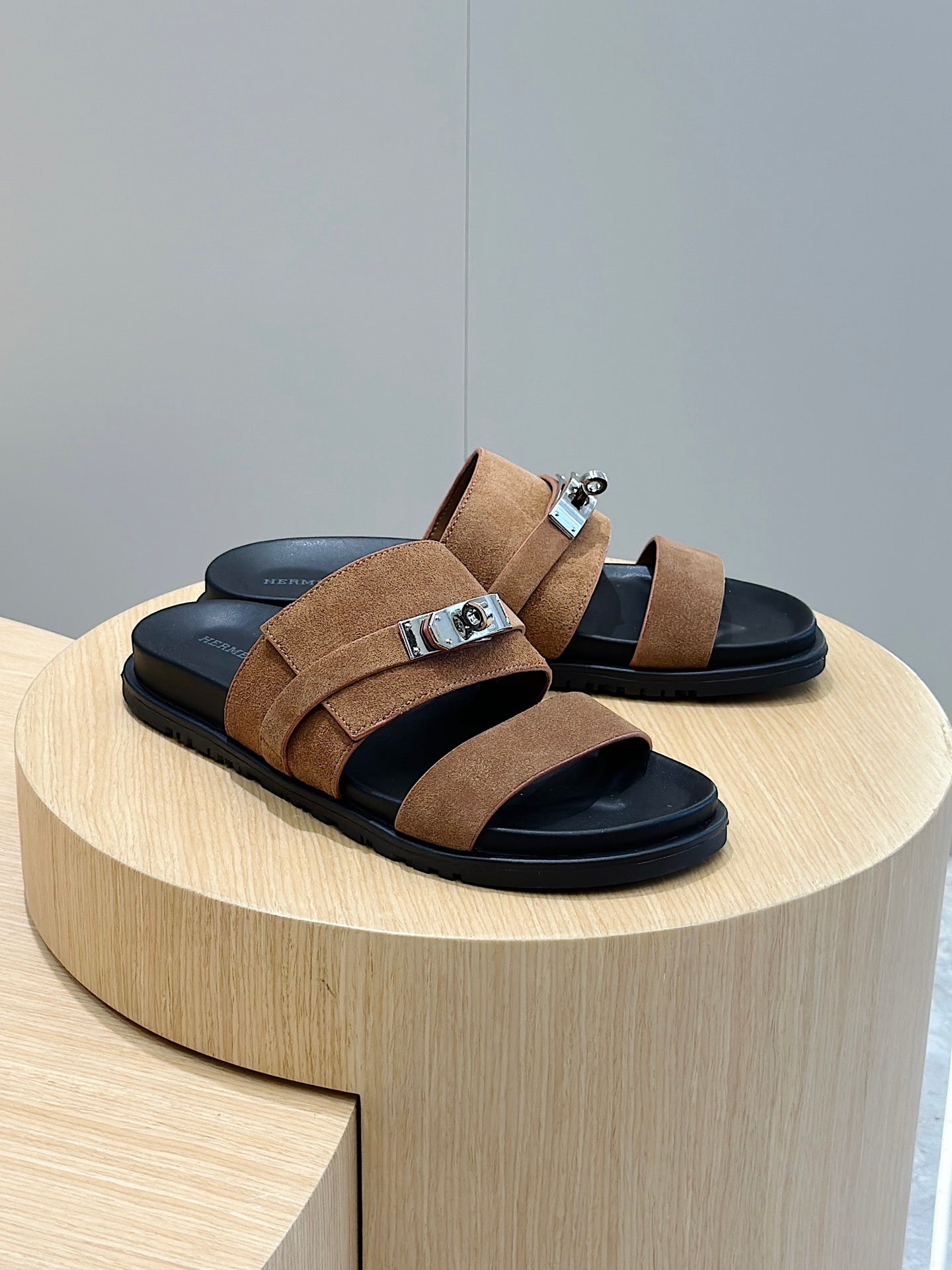 LuxluxHouse Best Quality Sandals Hermes