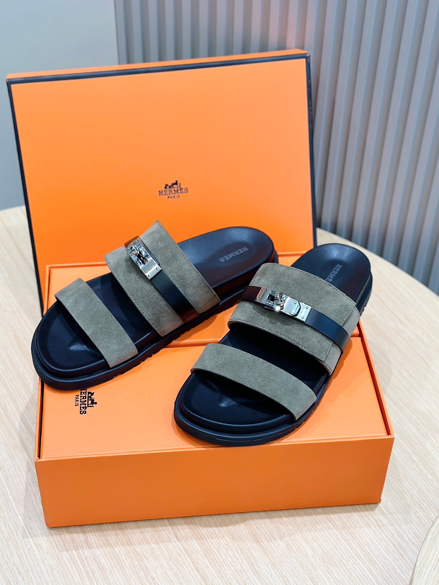 LuxluxHouse Best Quality Sandals Hermes