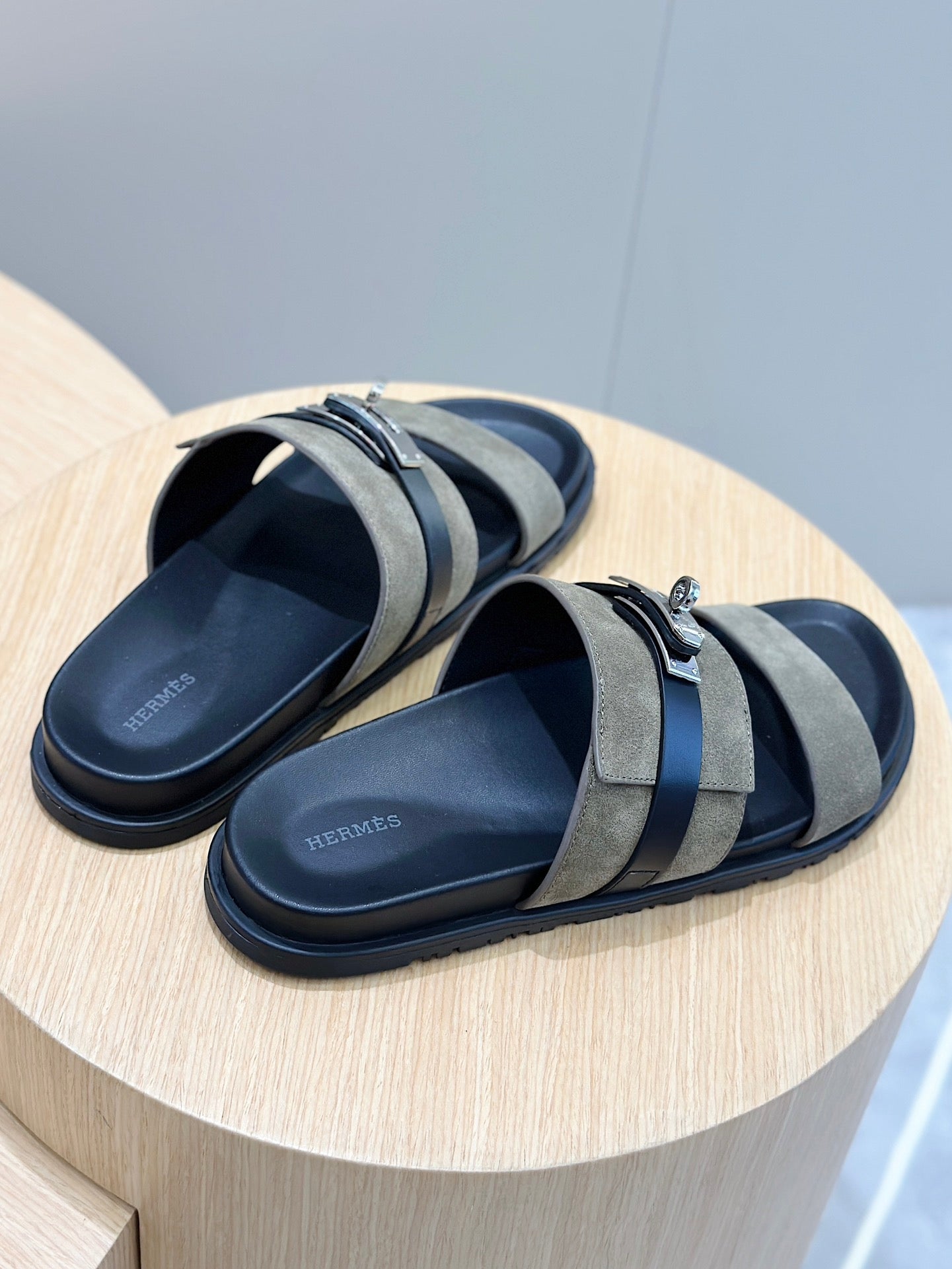 LuxluxHouse Best Quality Sandals Hermes