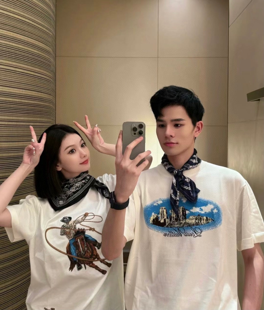 LuxluxHouse Best Quality Clothes T-shirt Louis Vuitton