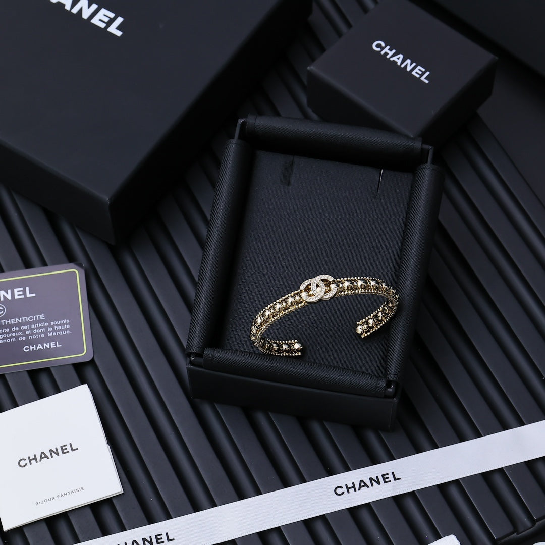 LuxluxHouse Best Quality Accessories Bracelet Bracelet Earrings Chanel Earrings