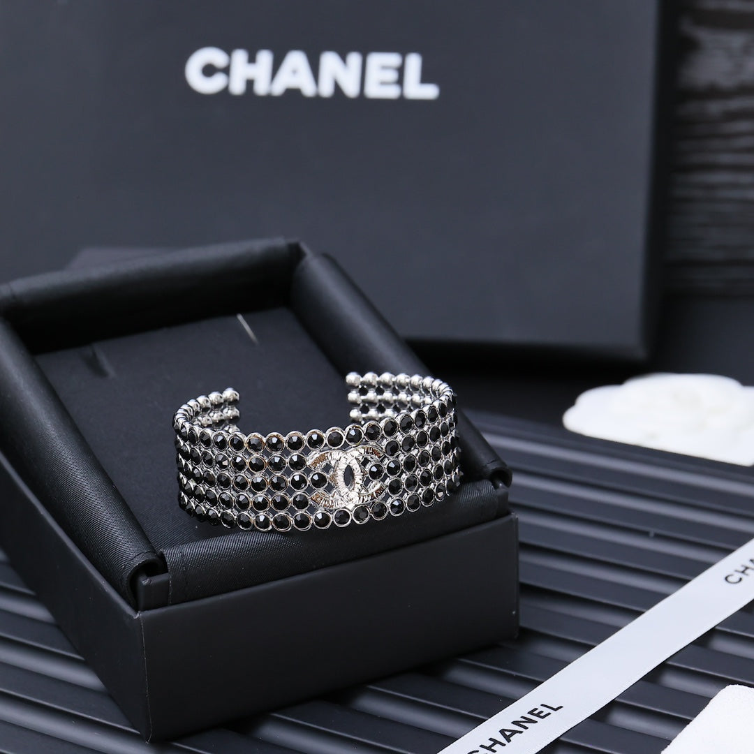 LuxluxHouse Best Quality Accessories Bracelet Bracelet Earrings Chanel Earrings