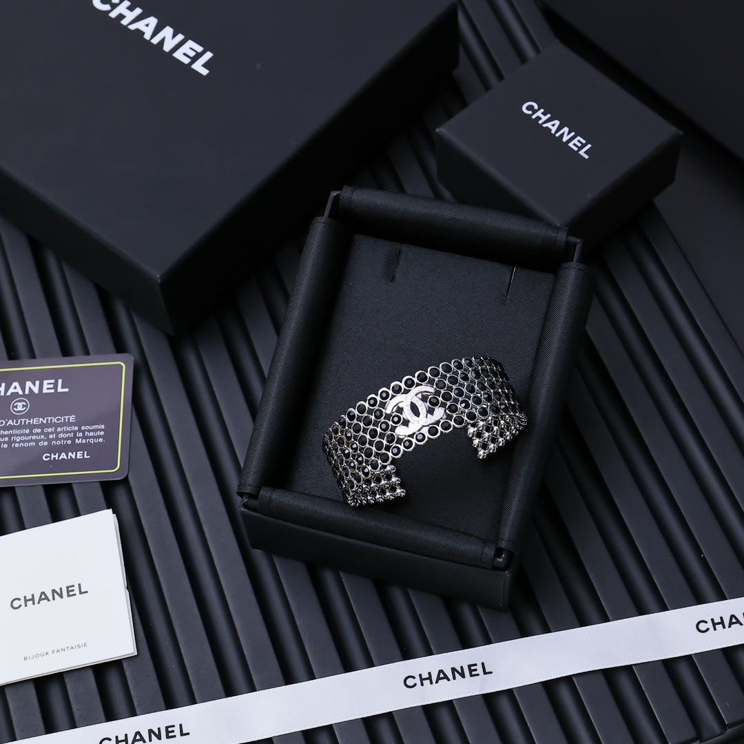 LuxluxHouse Best Quality Accessories Bracelet Bracelet Earrings Chanel Earrings