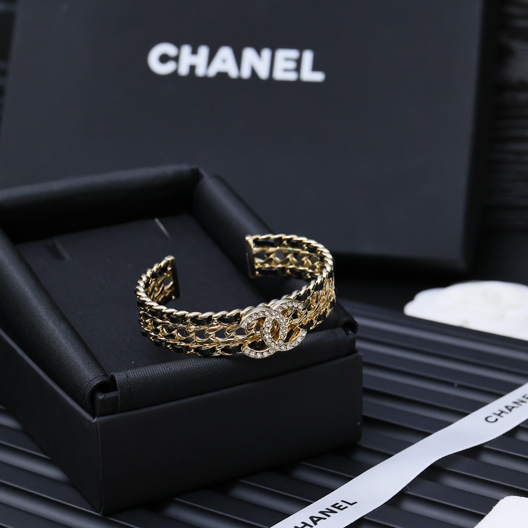 LuxluxHouse Best Quality Accessories Bracelet Bracelet Earrings Chanel Earrings