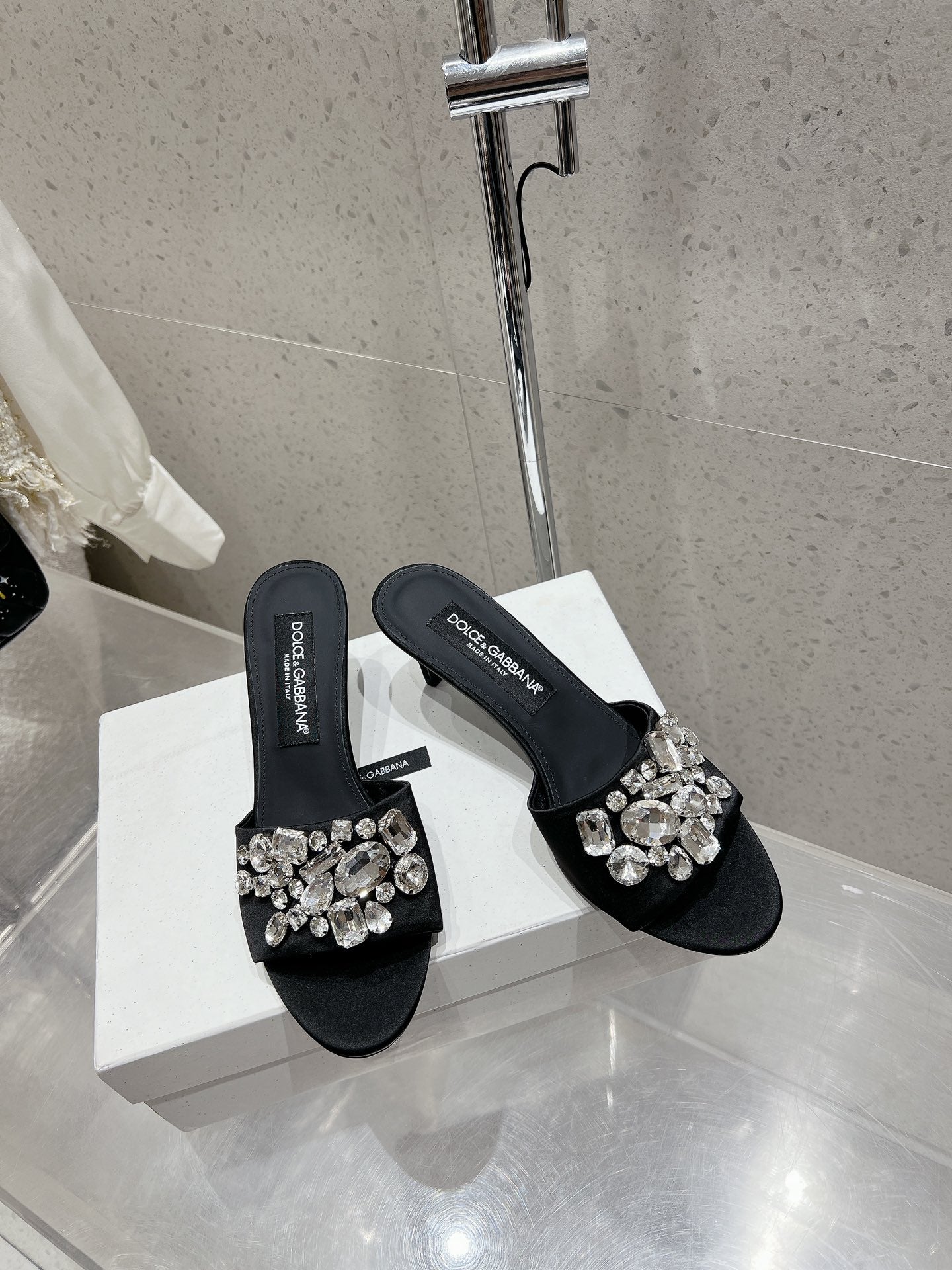 LuxluxHouse Best Quality Dolce & Gabbana Women Shoes
